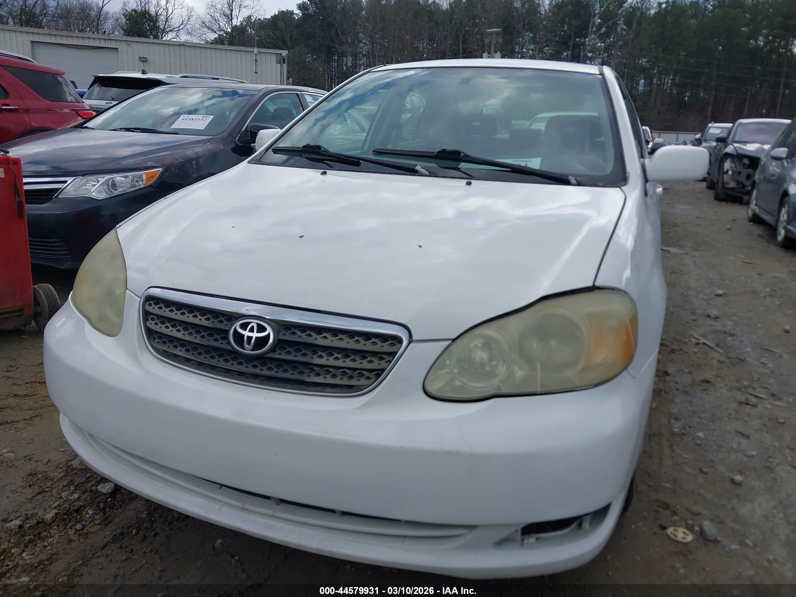 TOYOTA COROLLA image 6