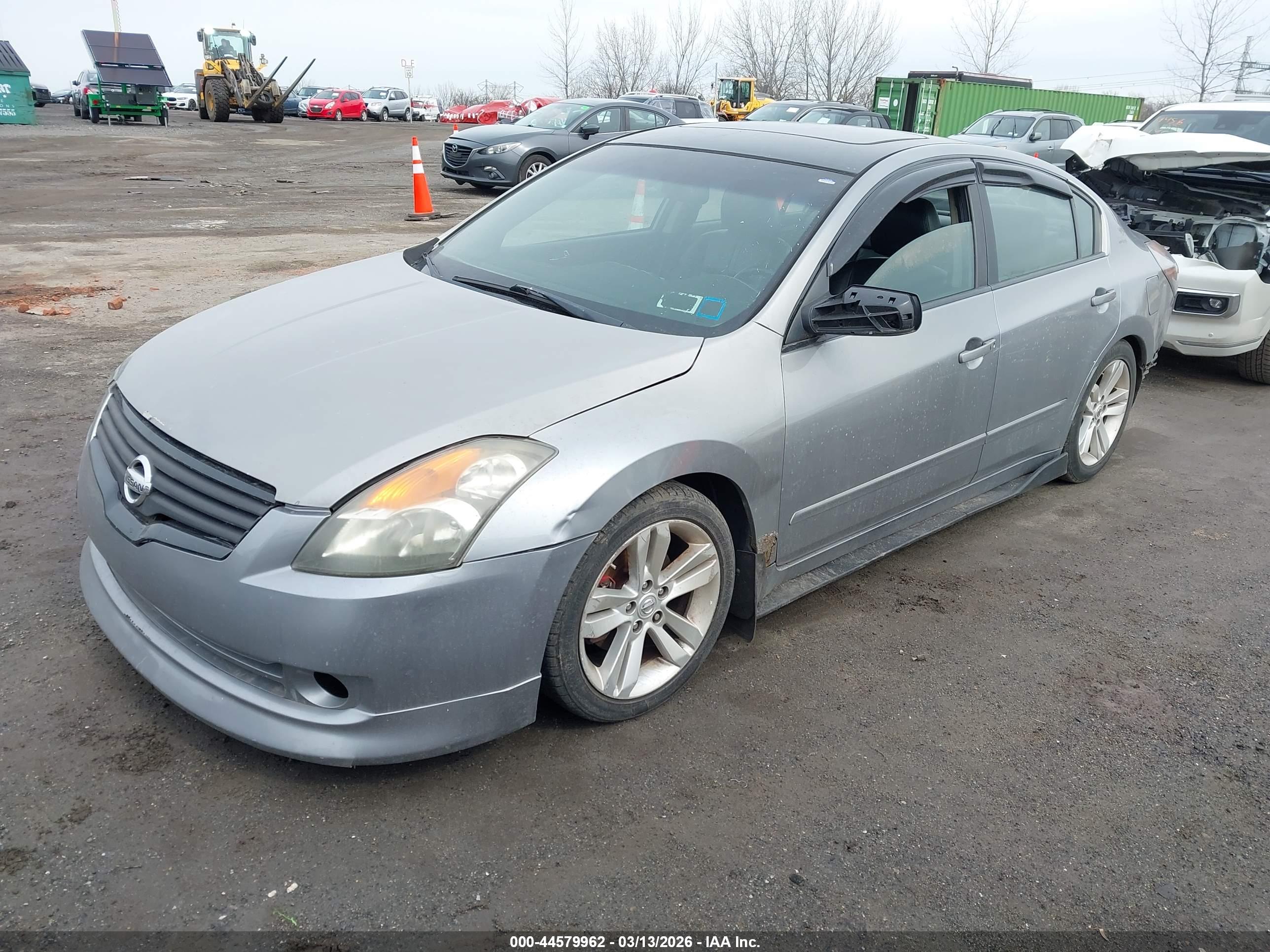 NISSAN ALTIMA image 2