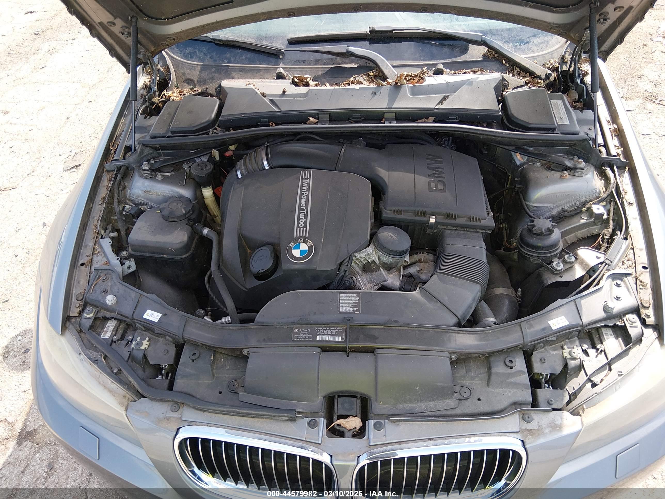 BMW 335I image 10