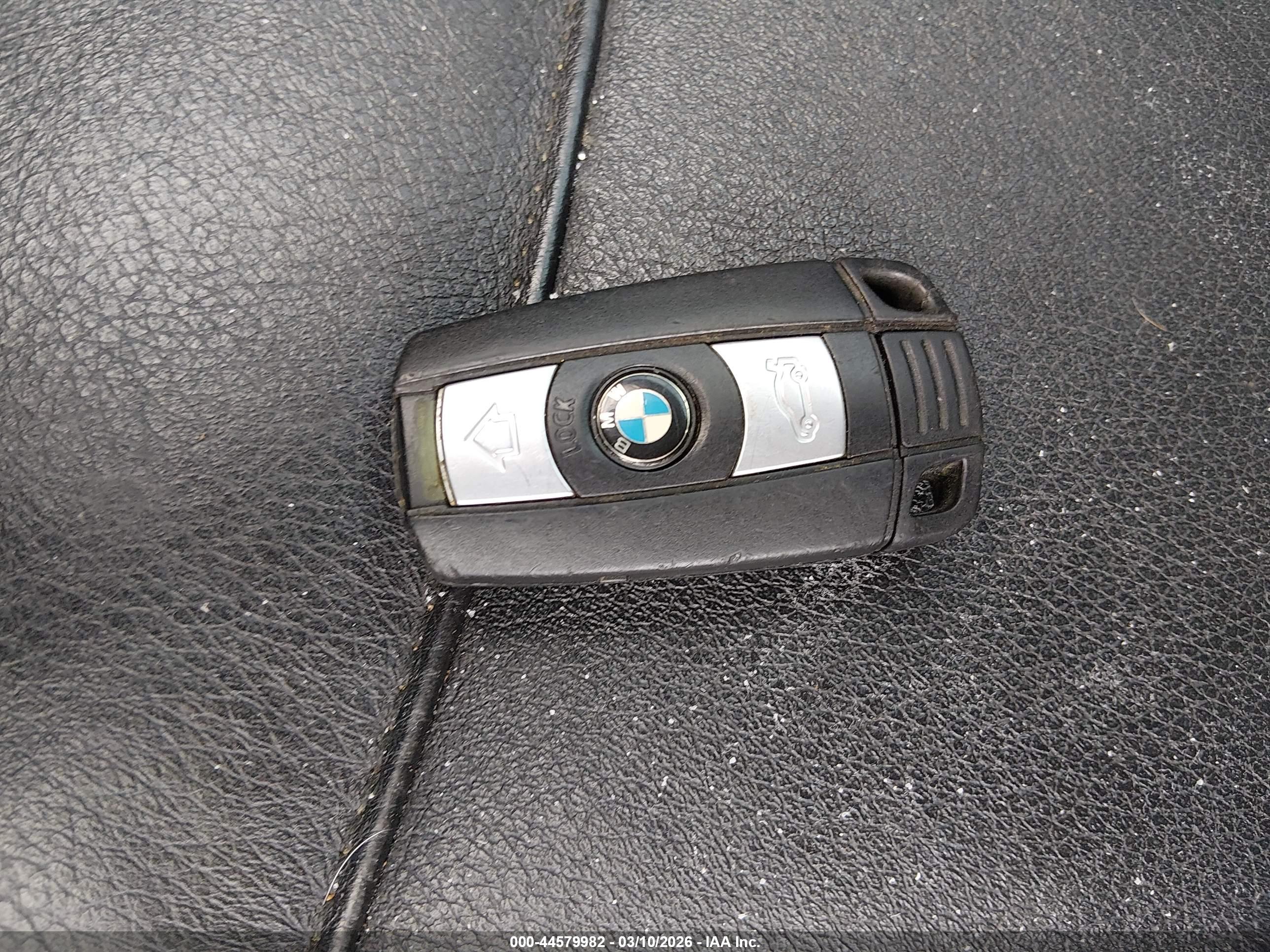 BMW 335I image 11