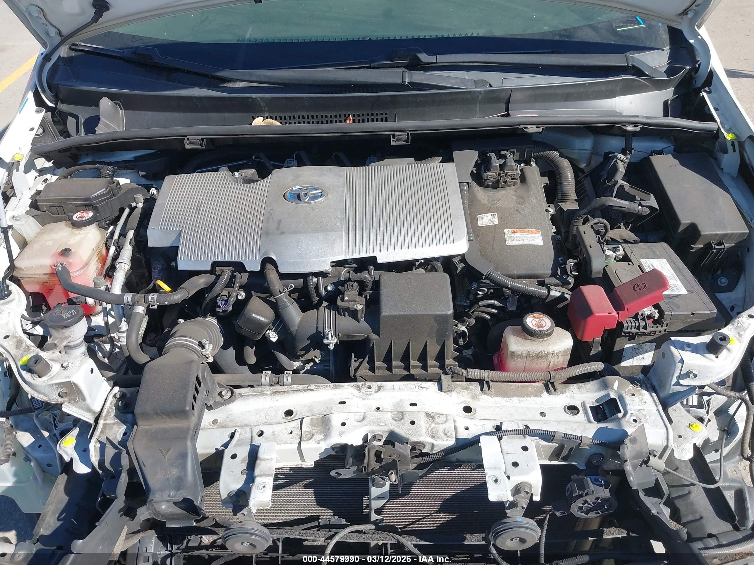 TOYOTA PRIUS image 10