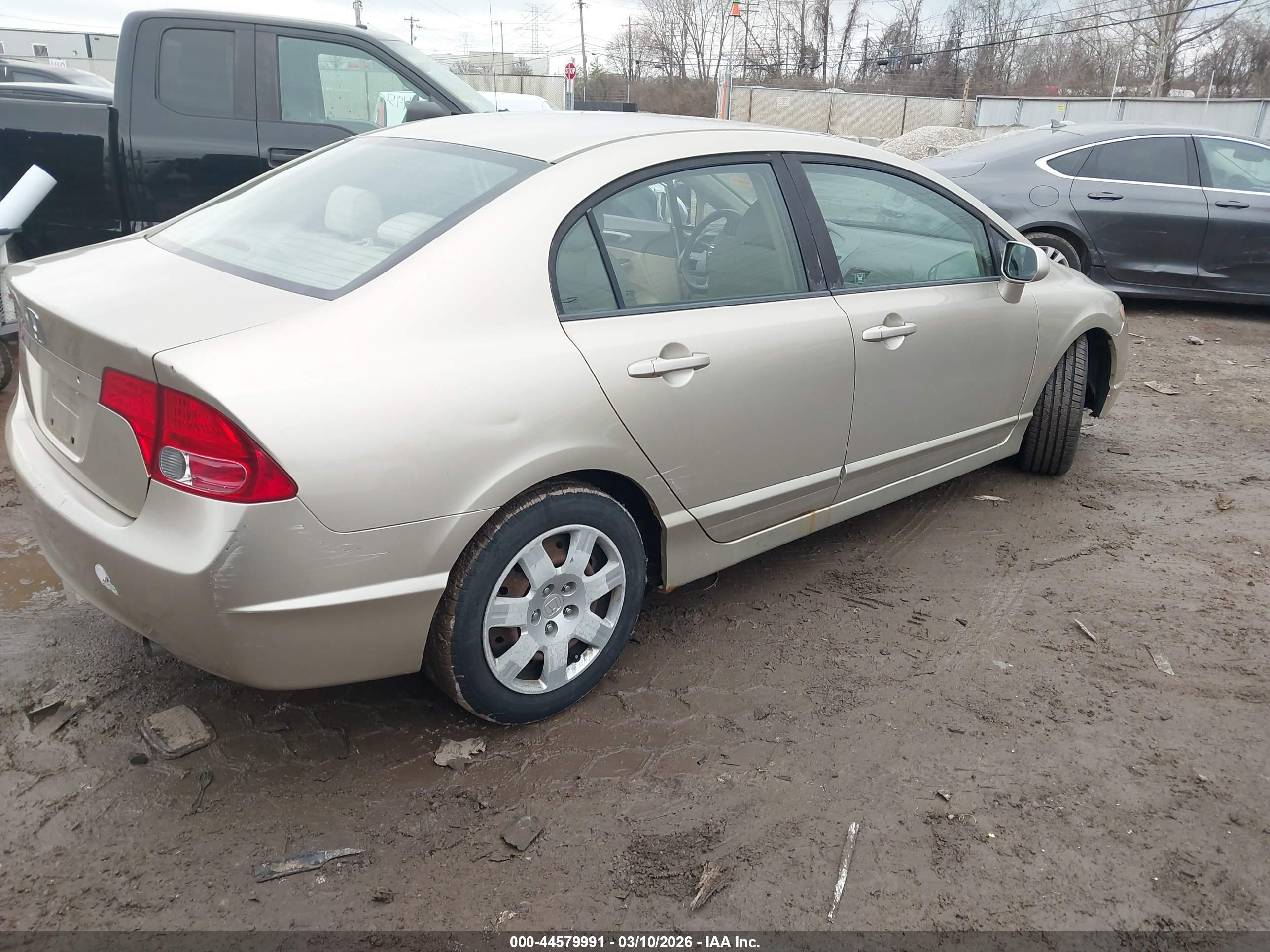 HONDA CIVIC image 4