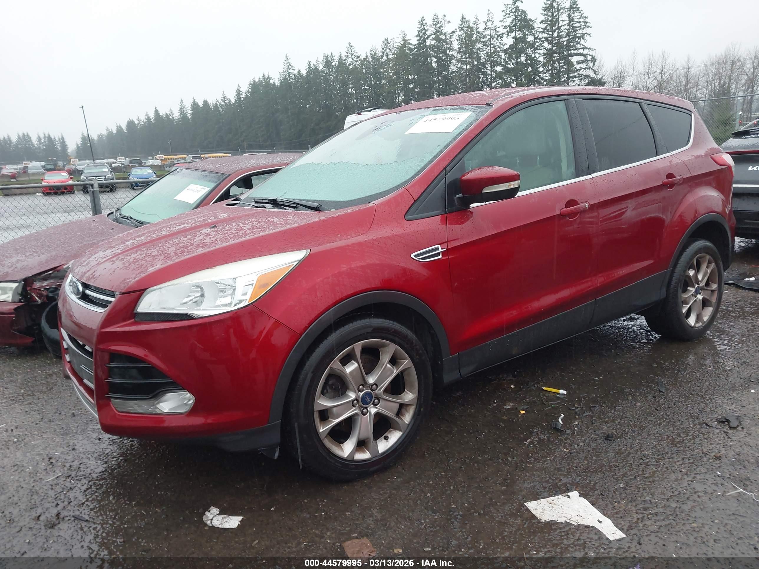 FORD ESCAPE image 2