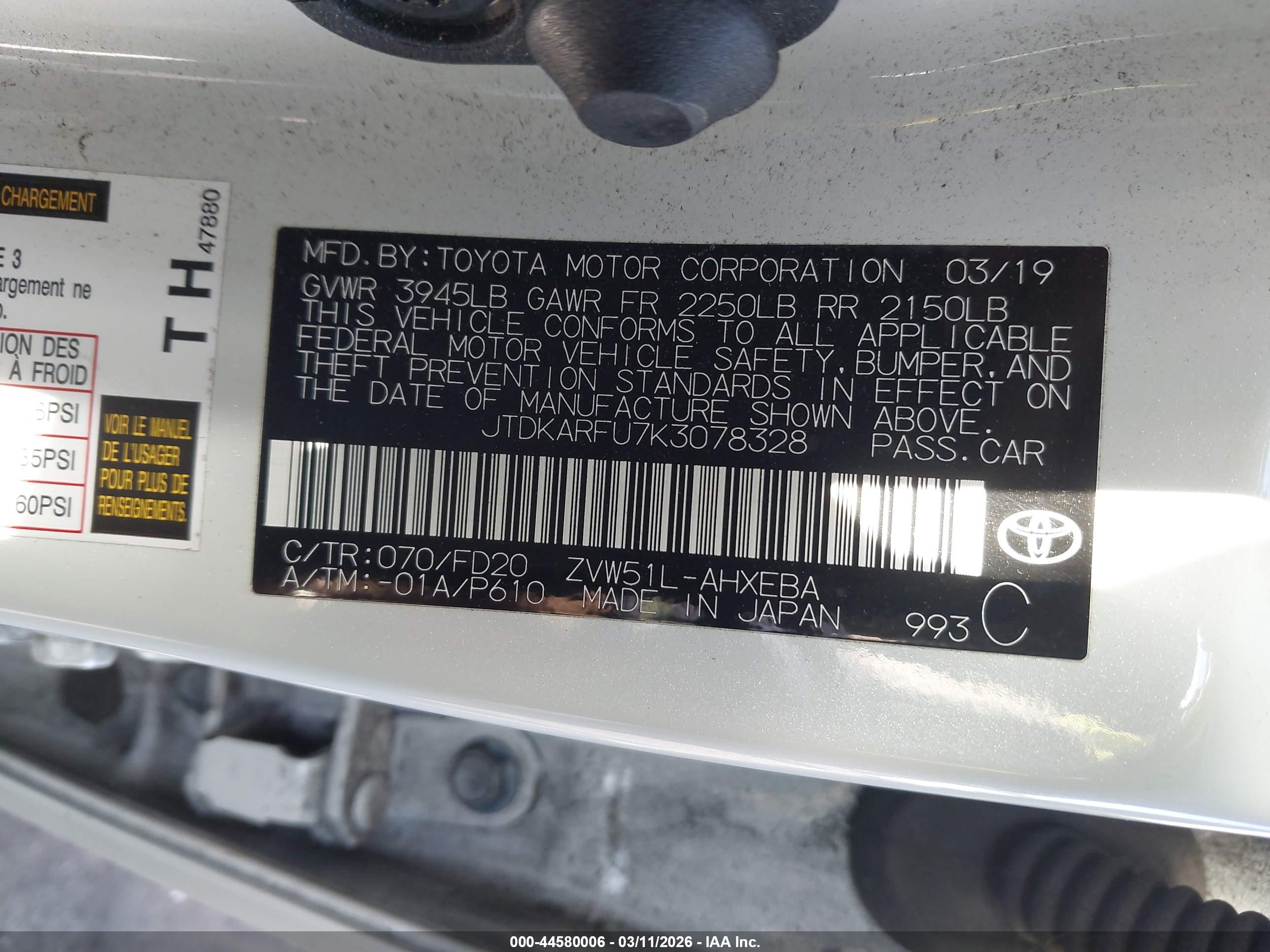TOYOTA PRIUS image 9