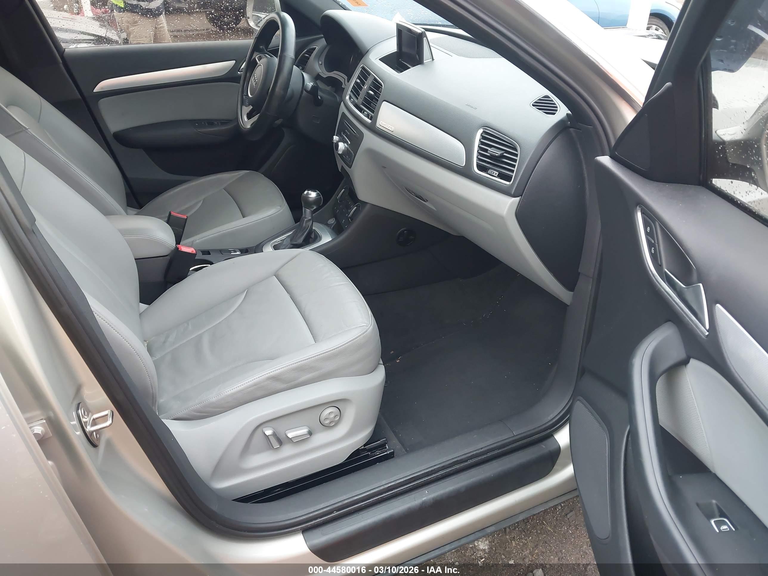 AUDI Q3 image 5