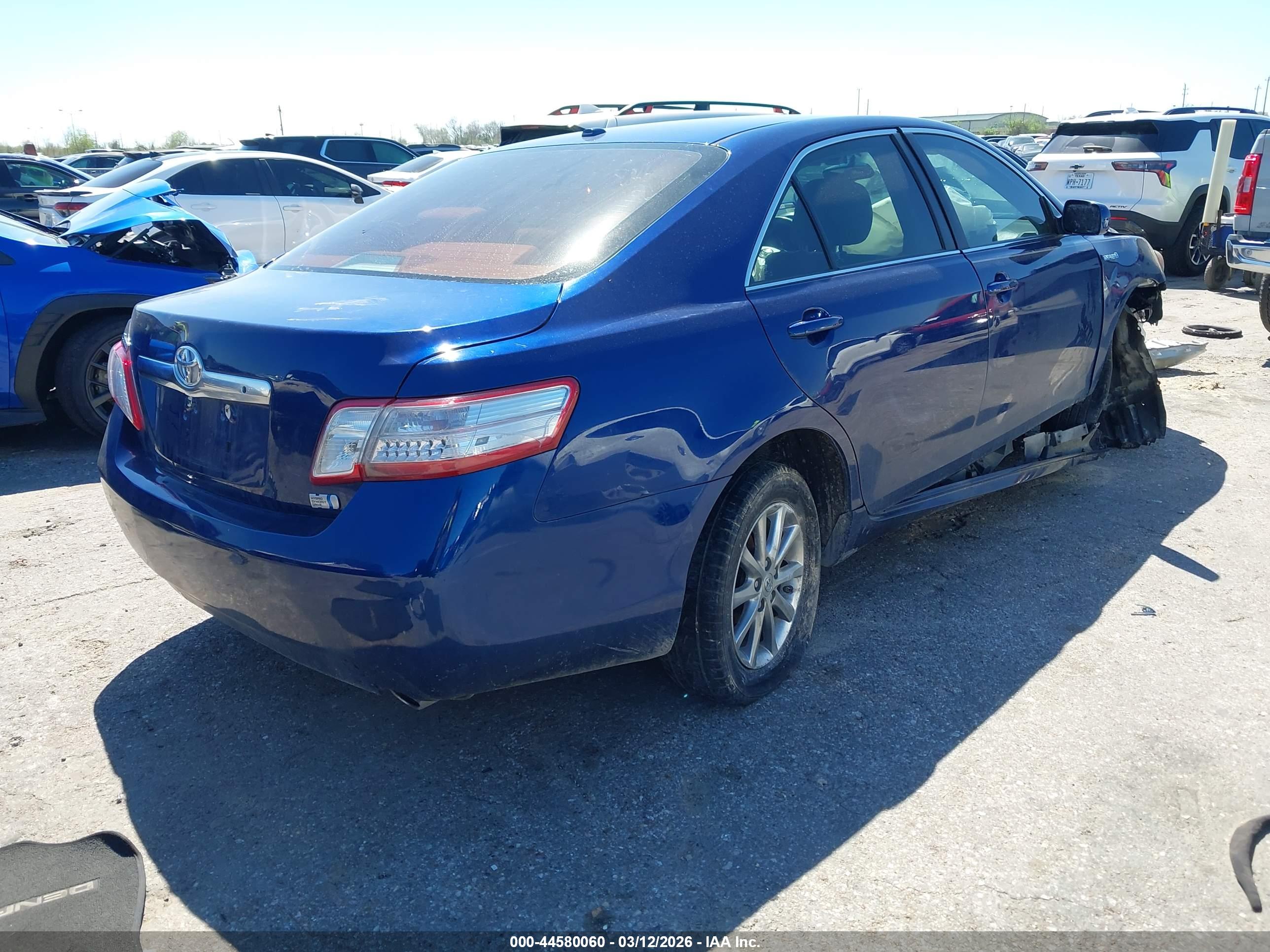 TOYOTA CAMRY image 4