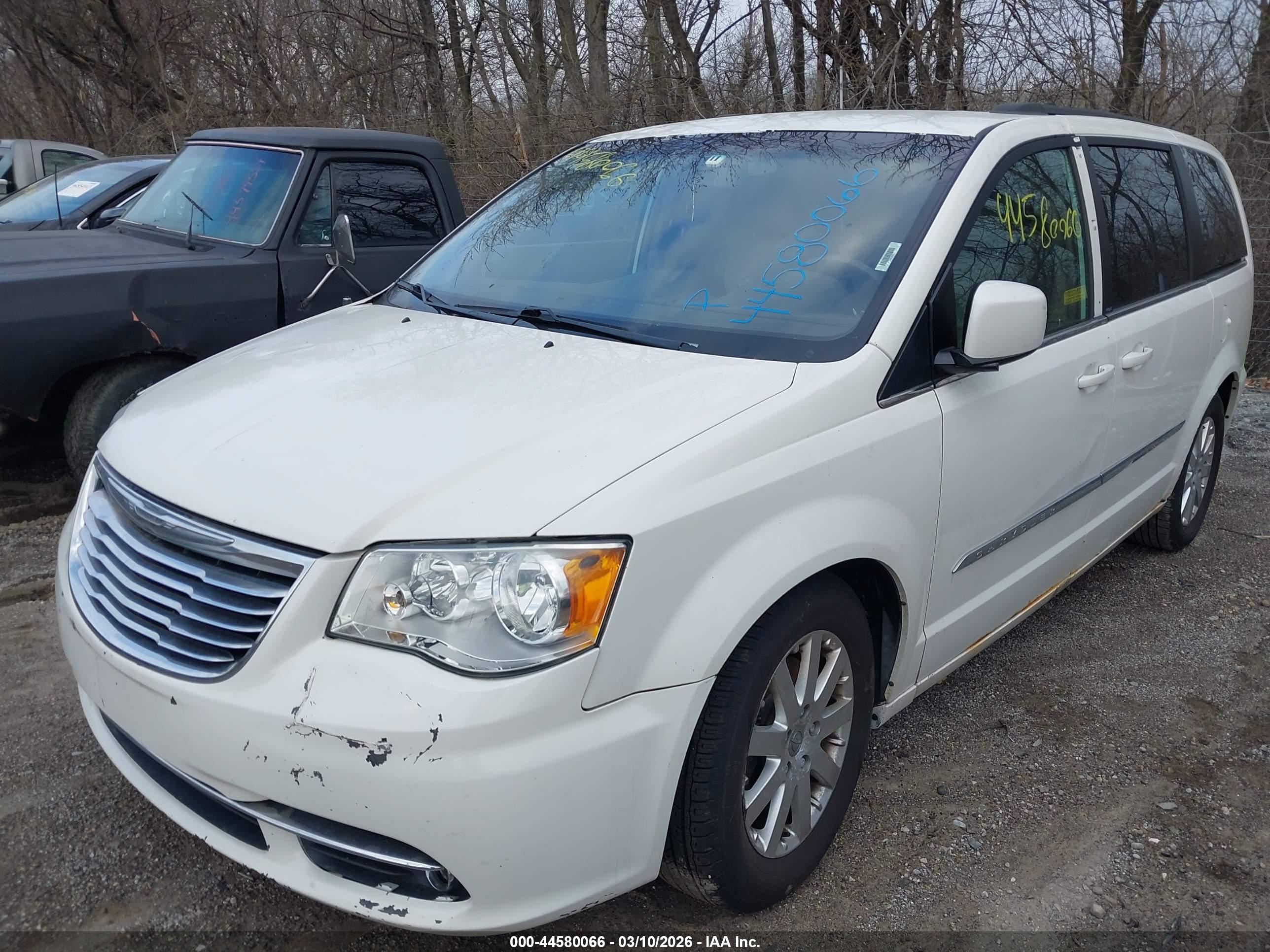 CHRYSLER TOWN image 6