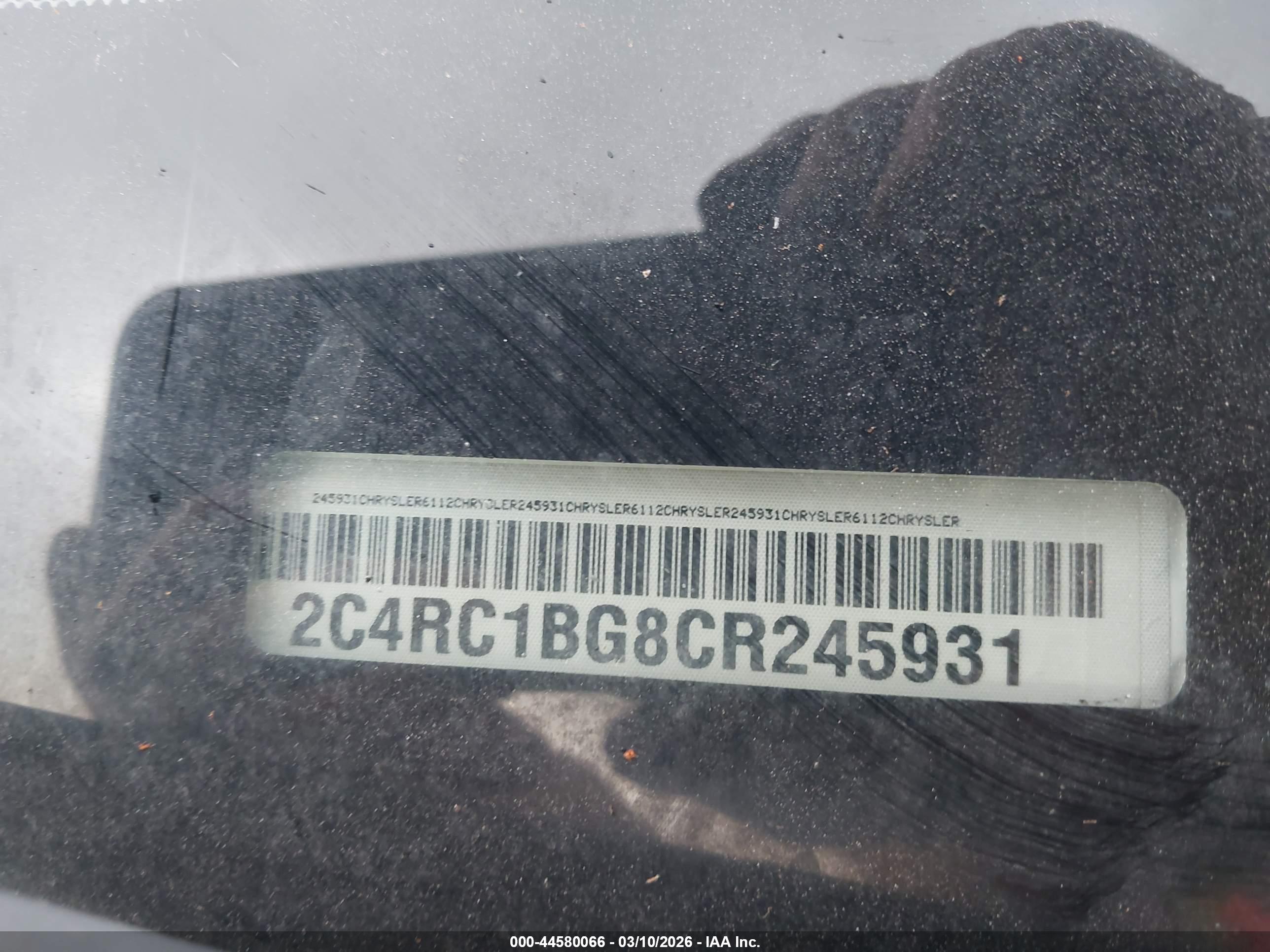 CHRYSLER TOWN image 9