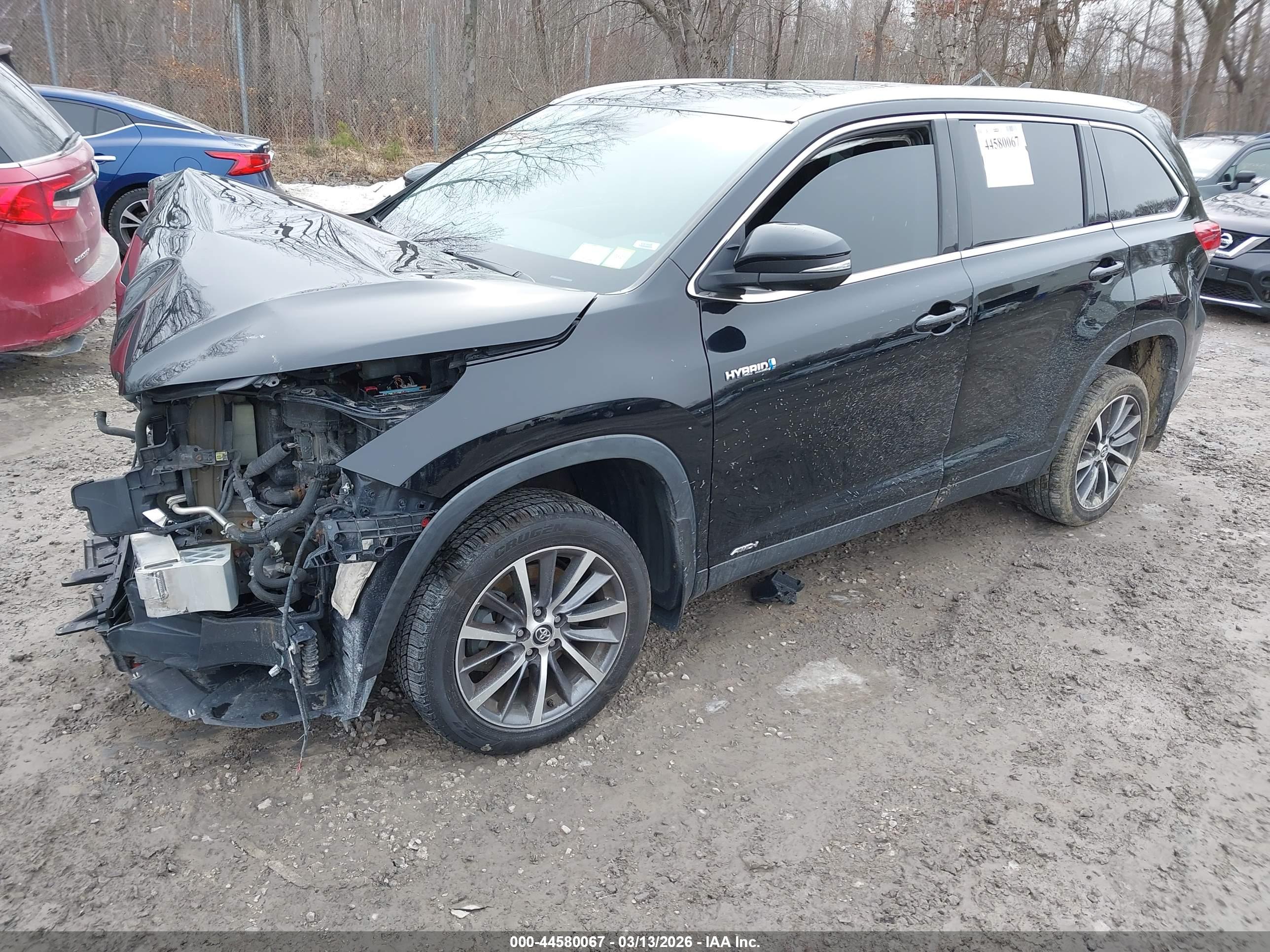 TOYOTA HIGHLANDER image 2