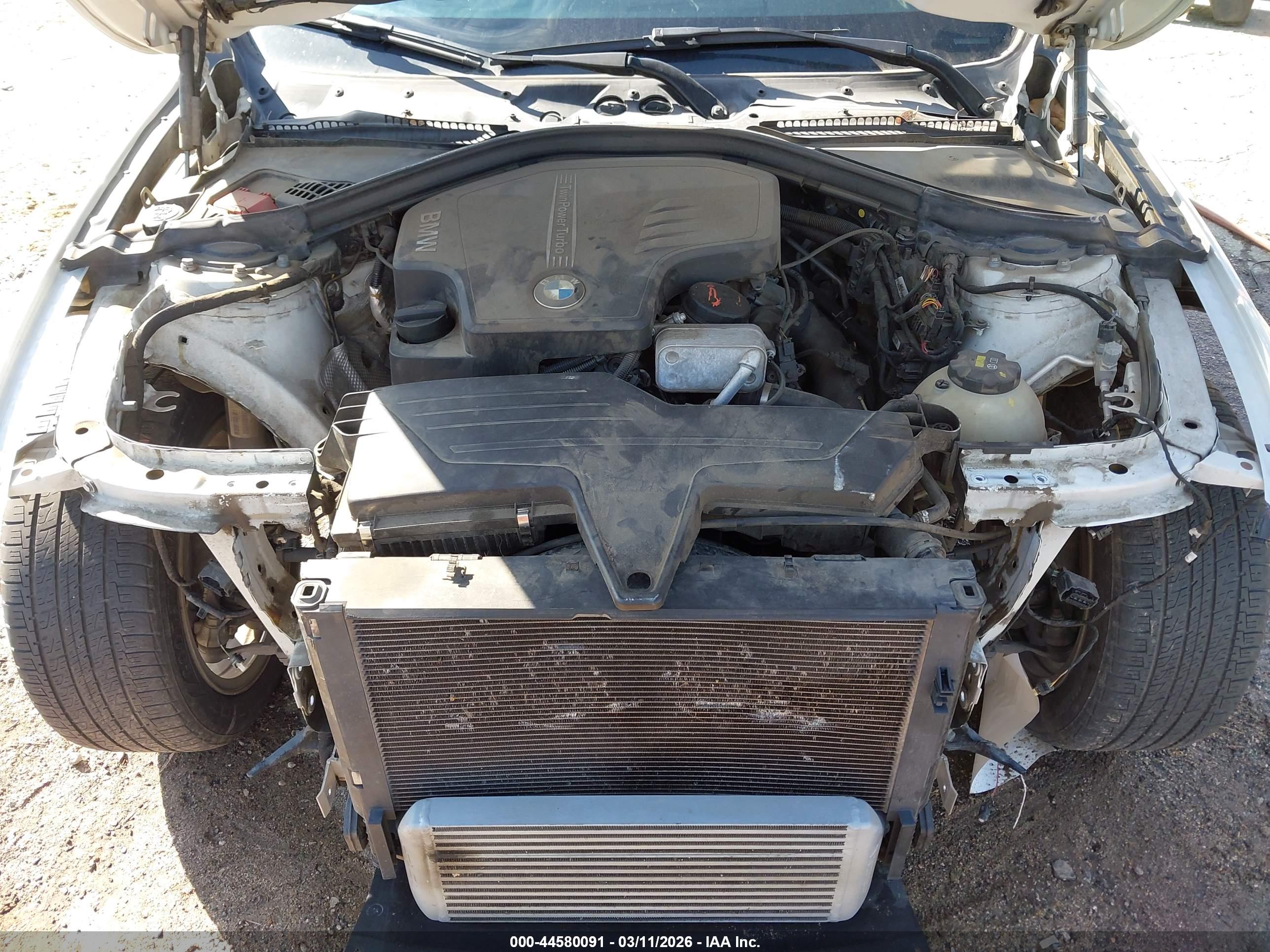 BMW 320I image 10