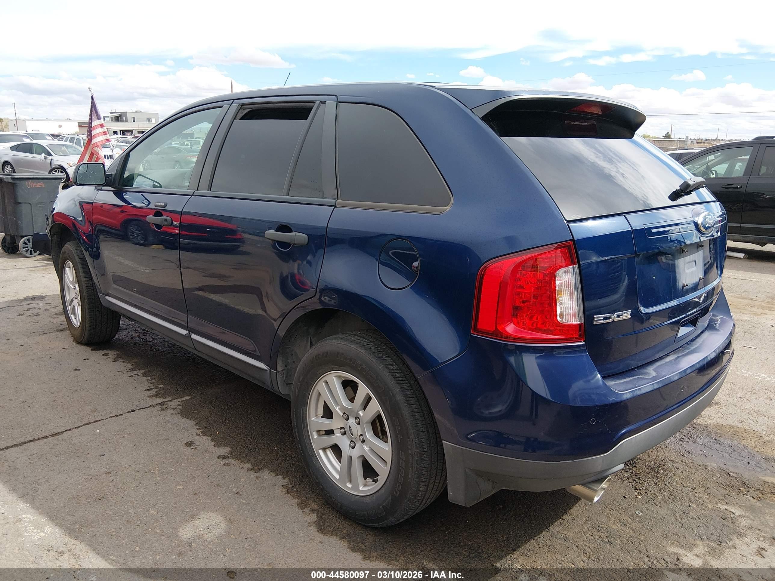 FORD EDGE image 3