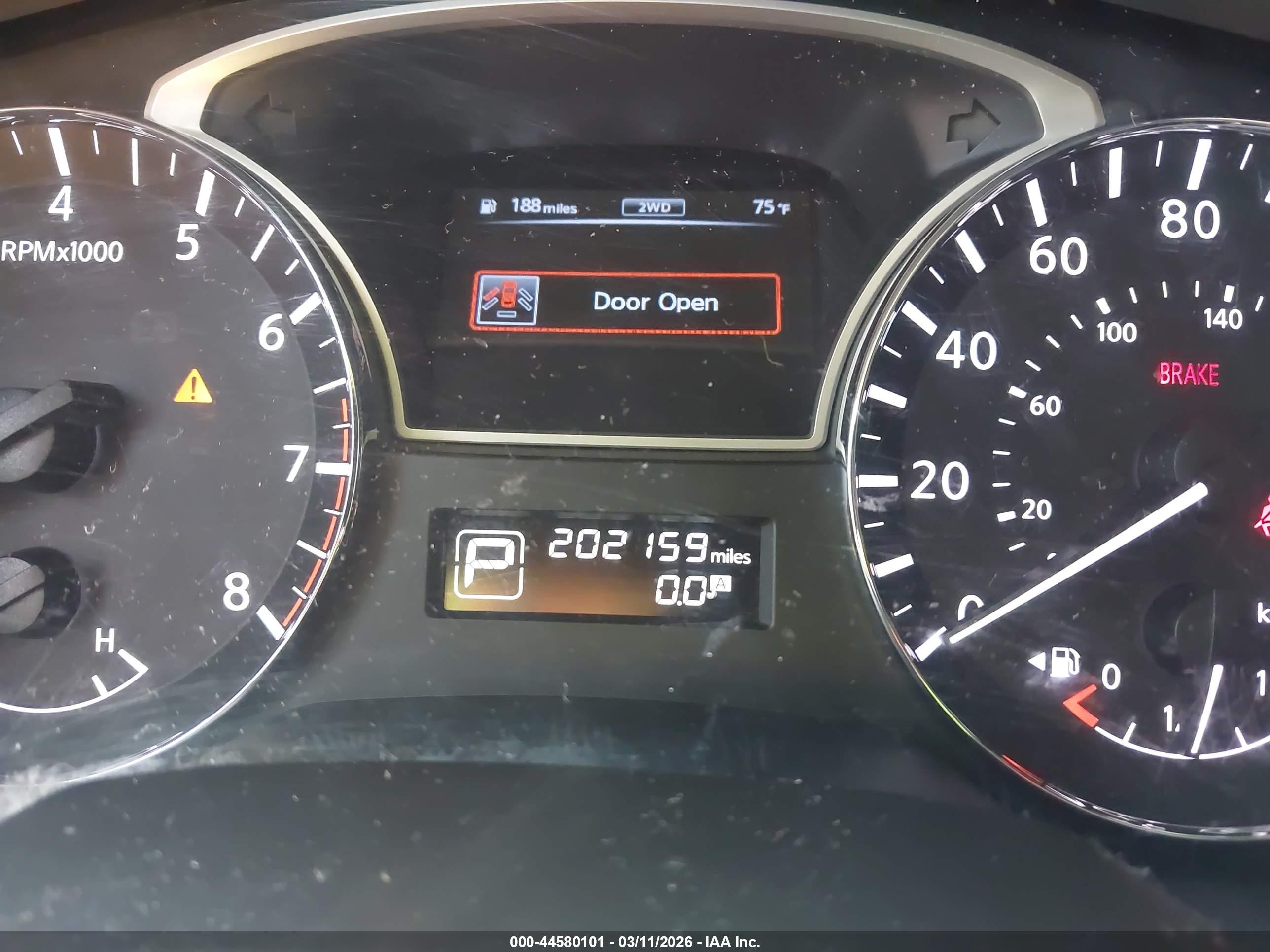NISSAN PATHFINDER image 7