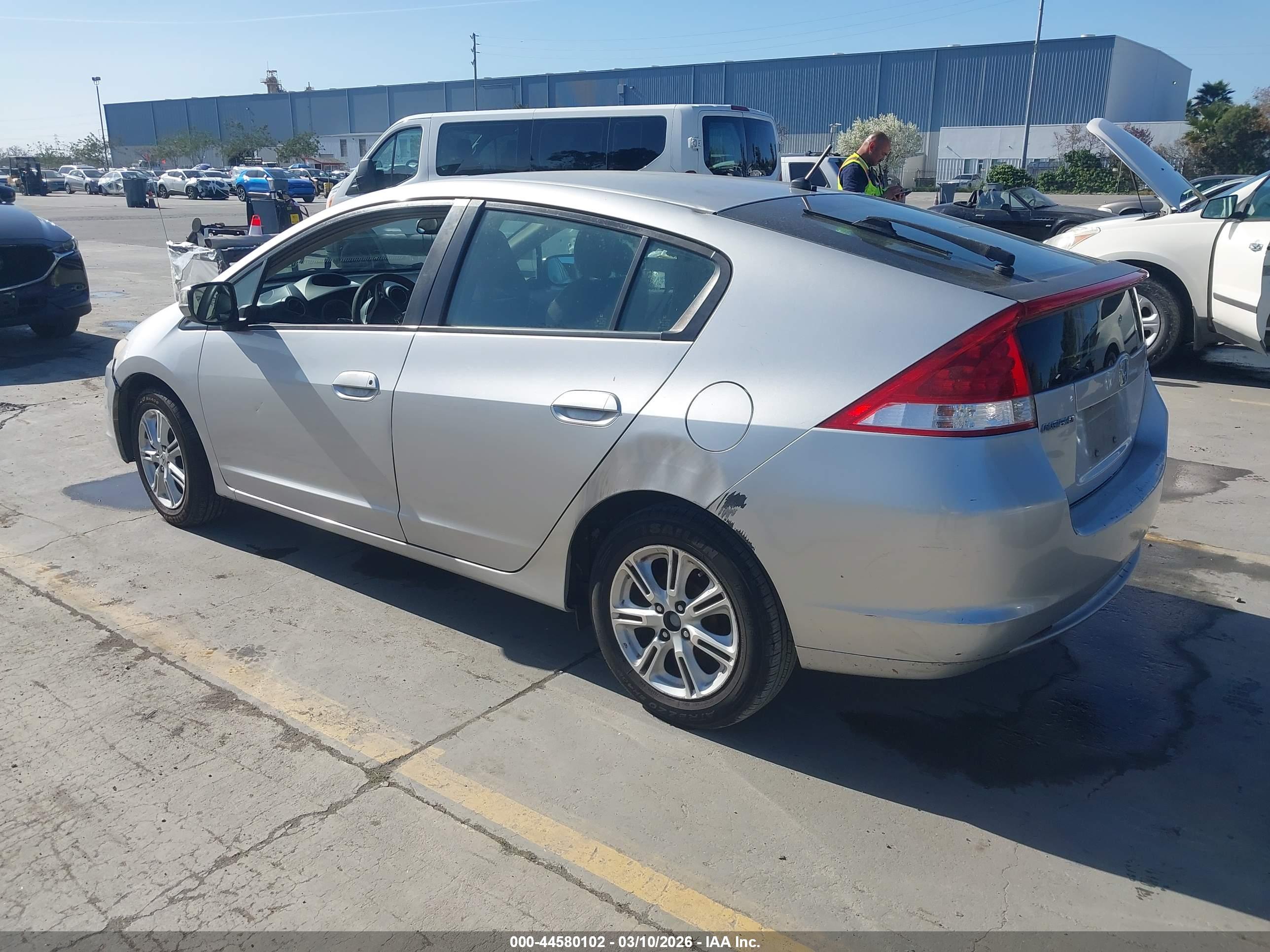 HONDA INSIGHT image 3