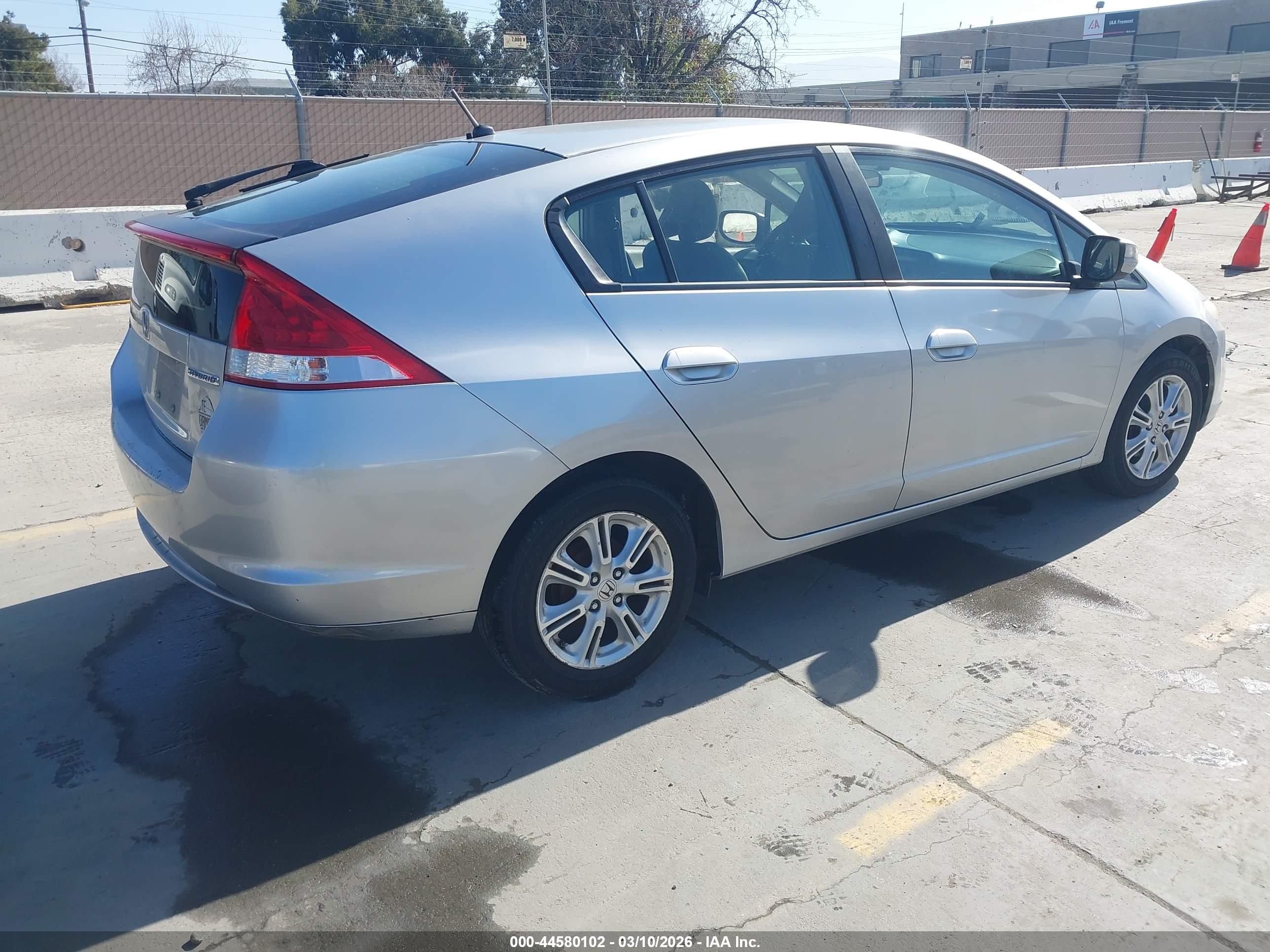 HONDA INSIGHT image 4