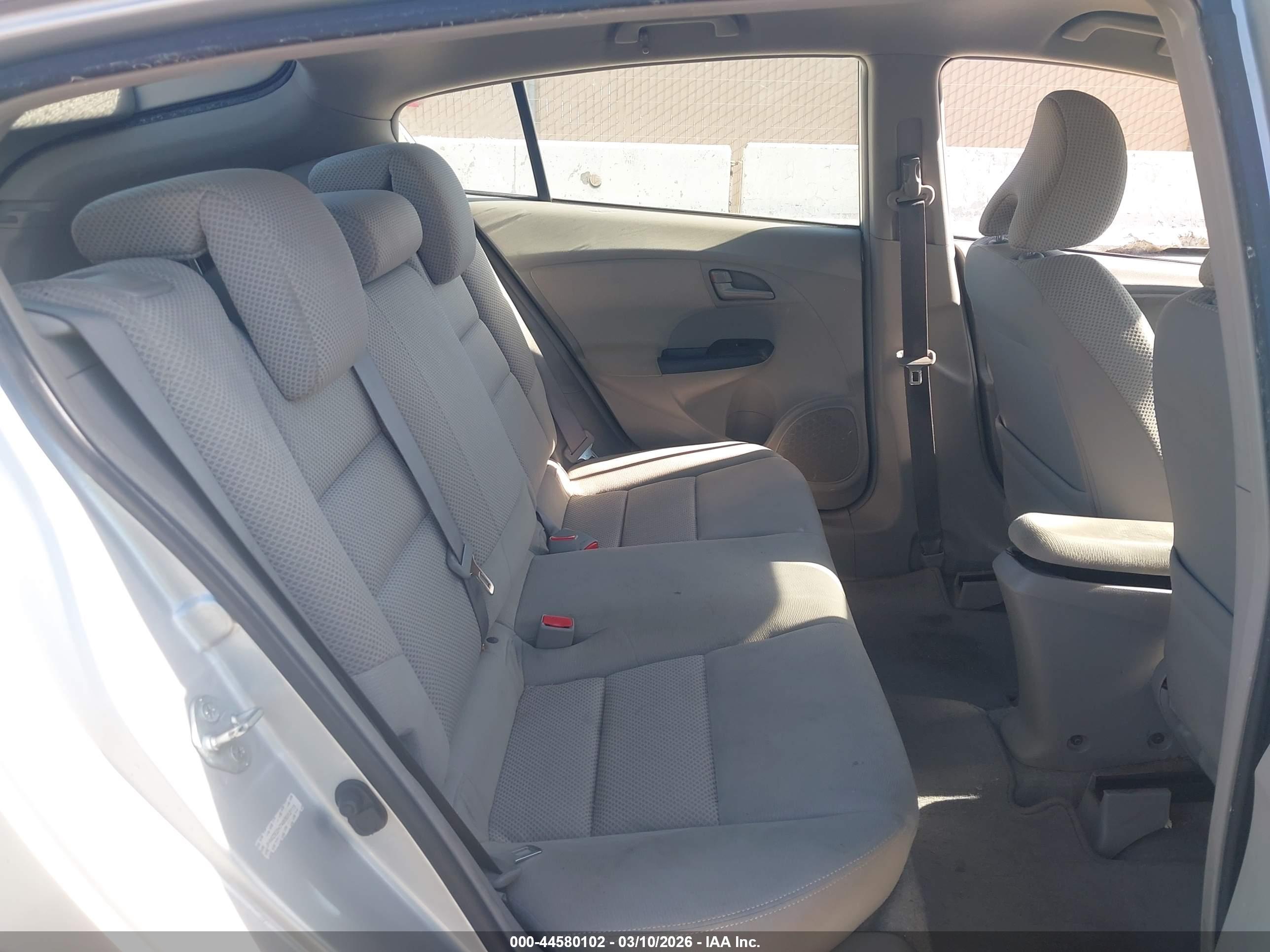 HONDA INSIGHT image 8