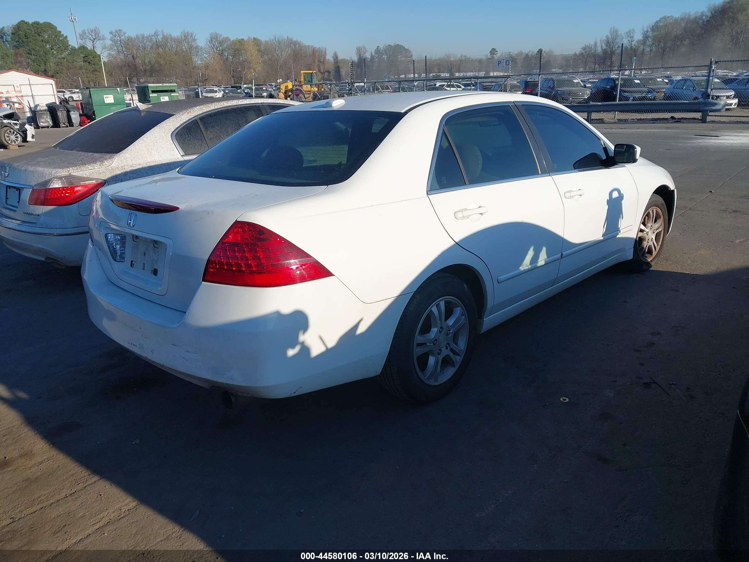 HONDA ACCORD image 4
