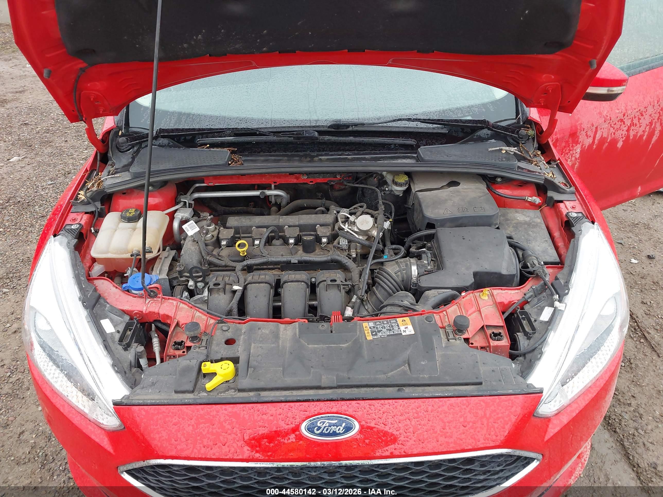 FORD FOCUS image 10