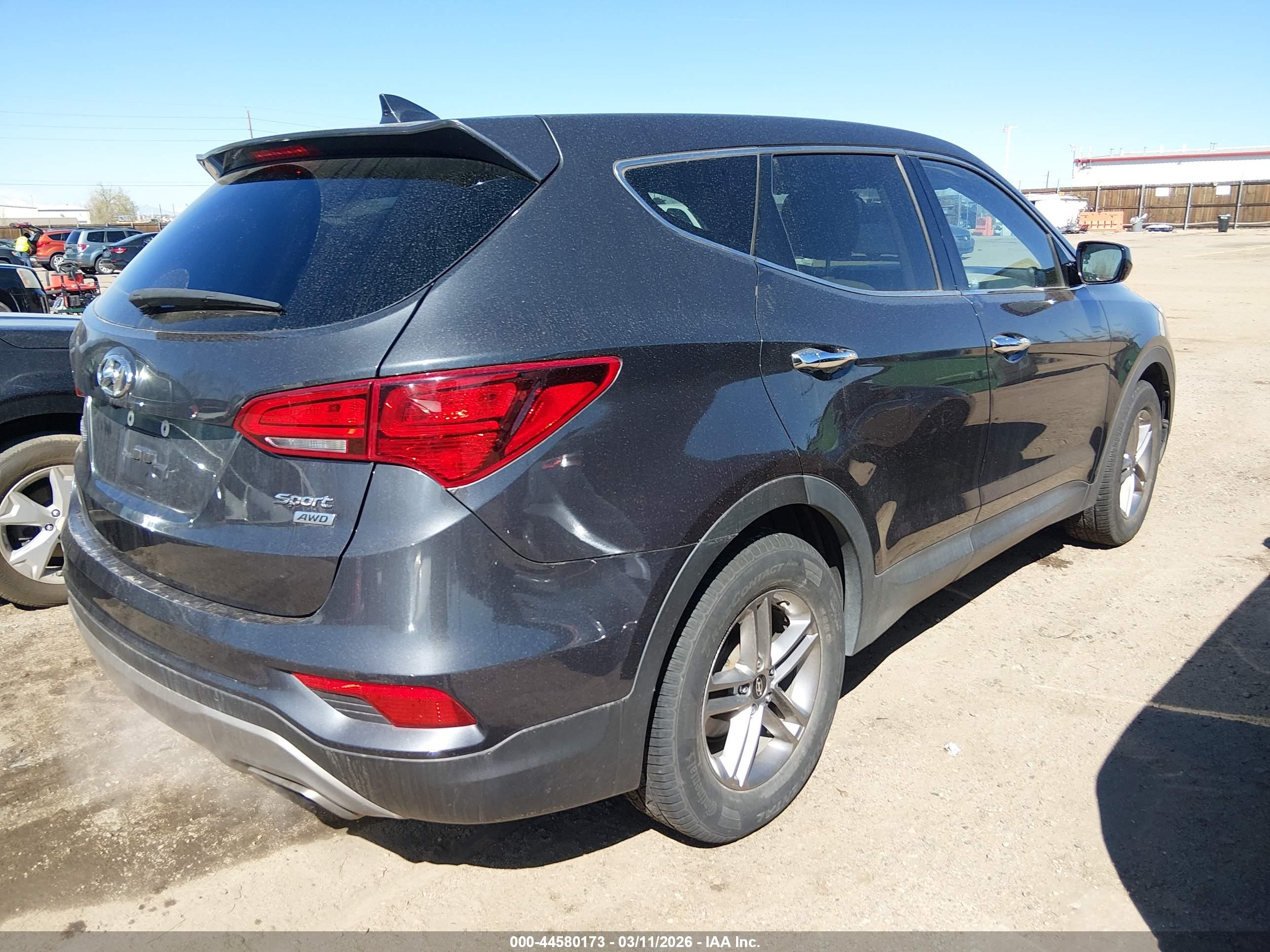 HYUNDAI SANTA image 4