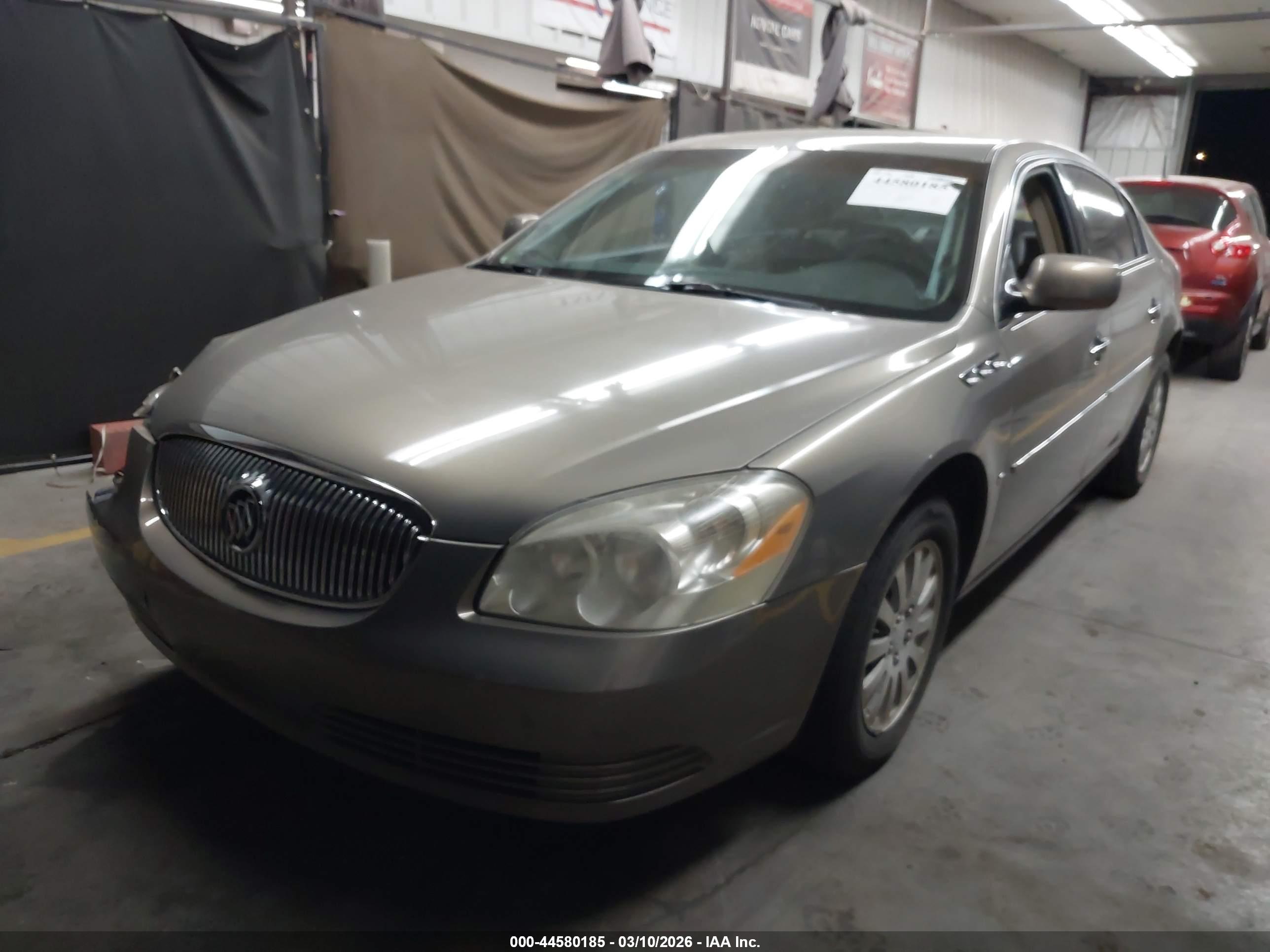 BUICK LUCERNE image 2