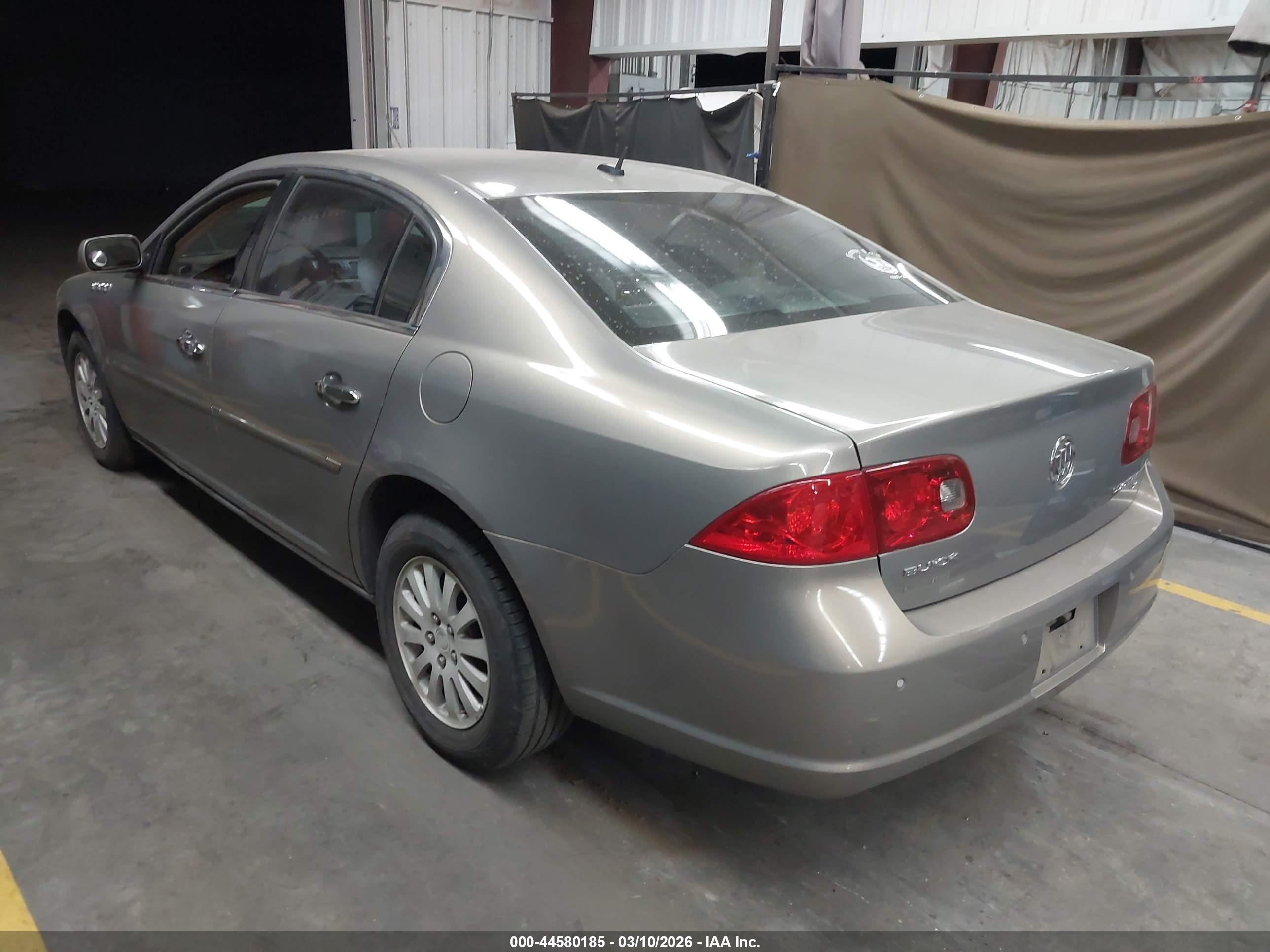 BUICK LUCERNE image 3