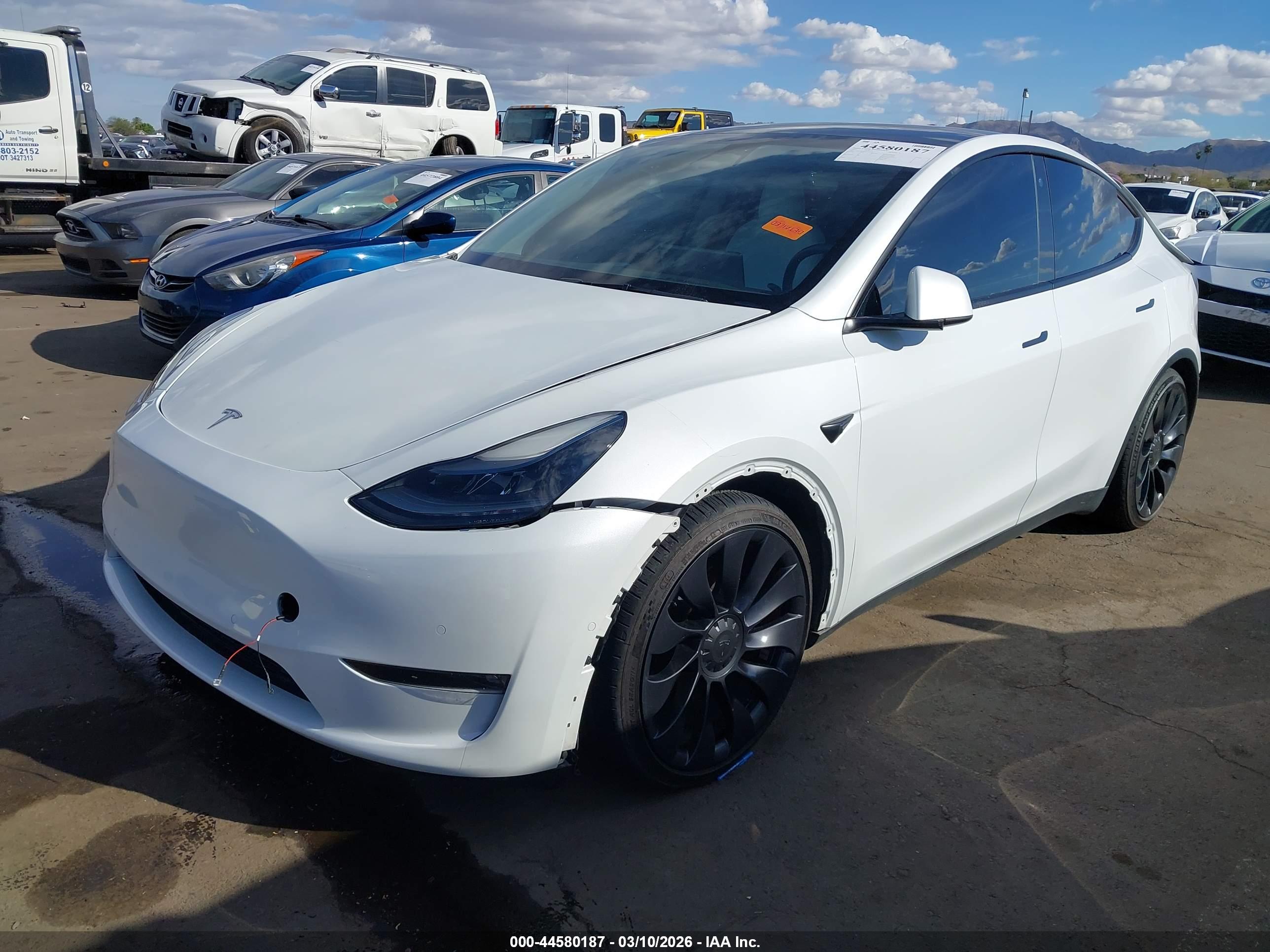 TESLA MODEL image 2