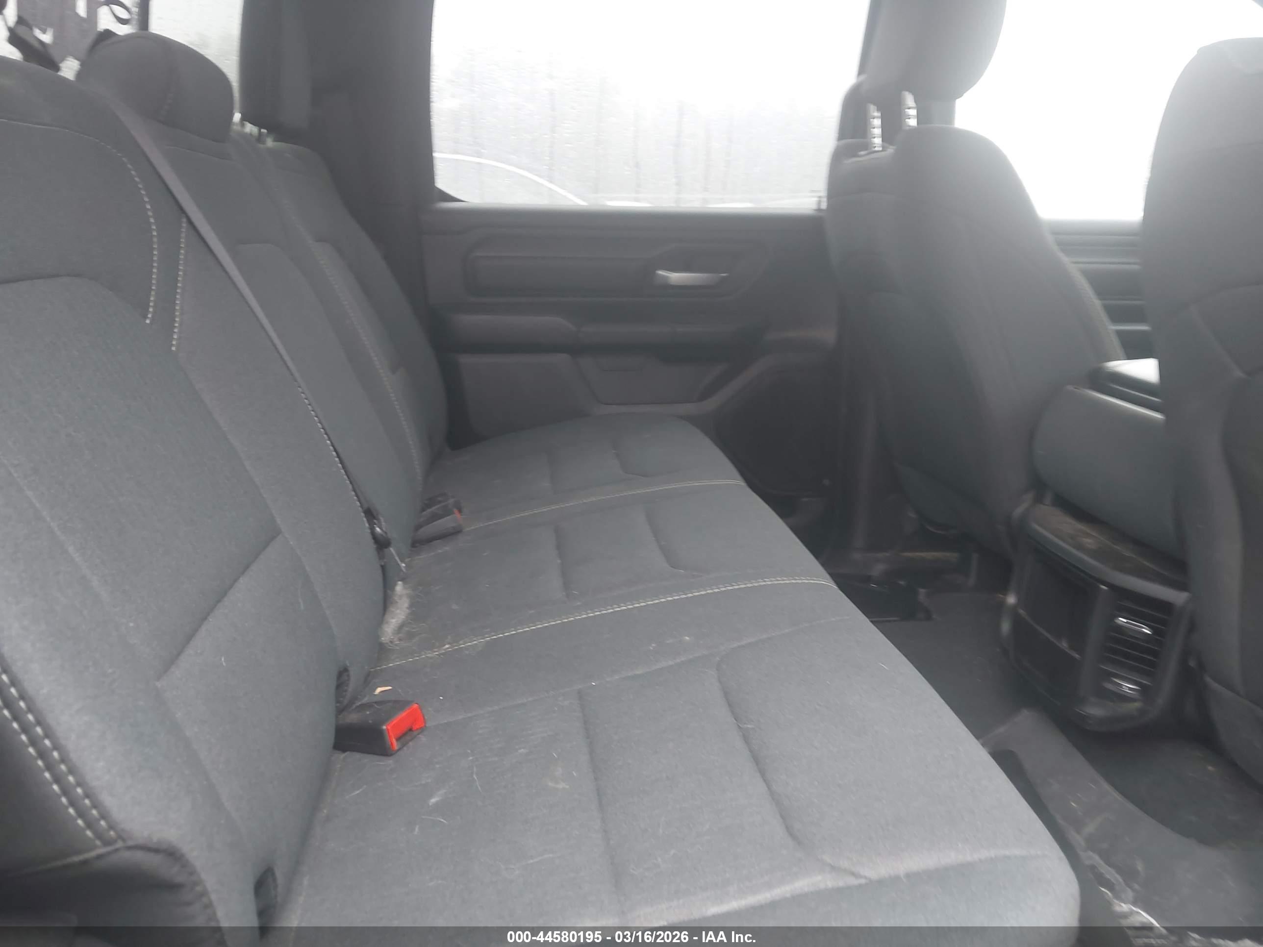 RAM 1500 image 8