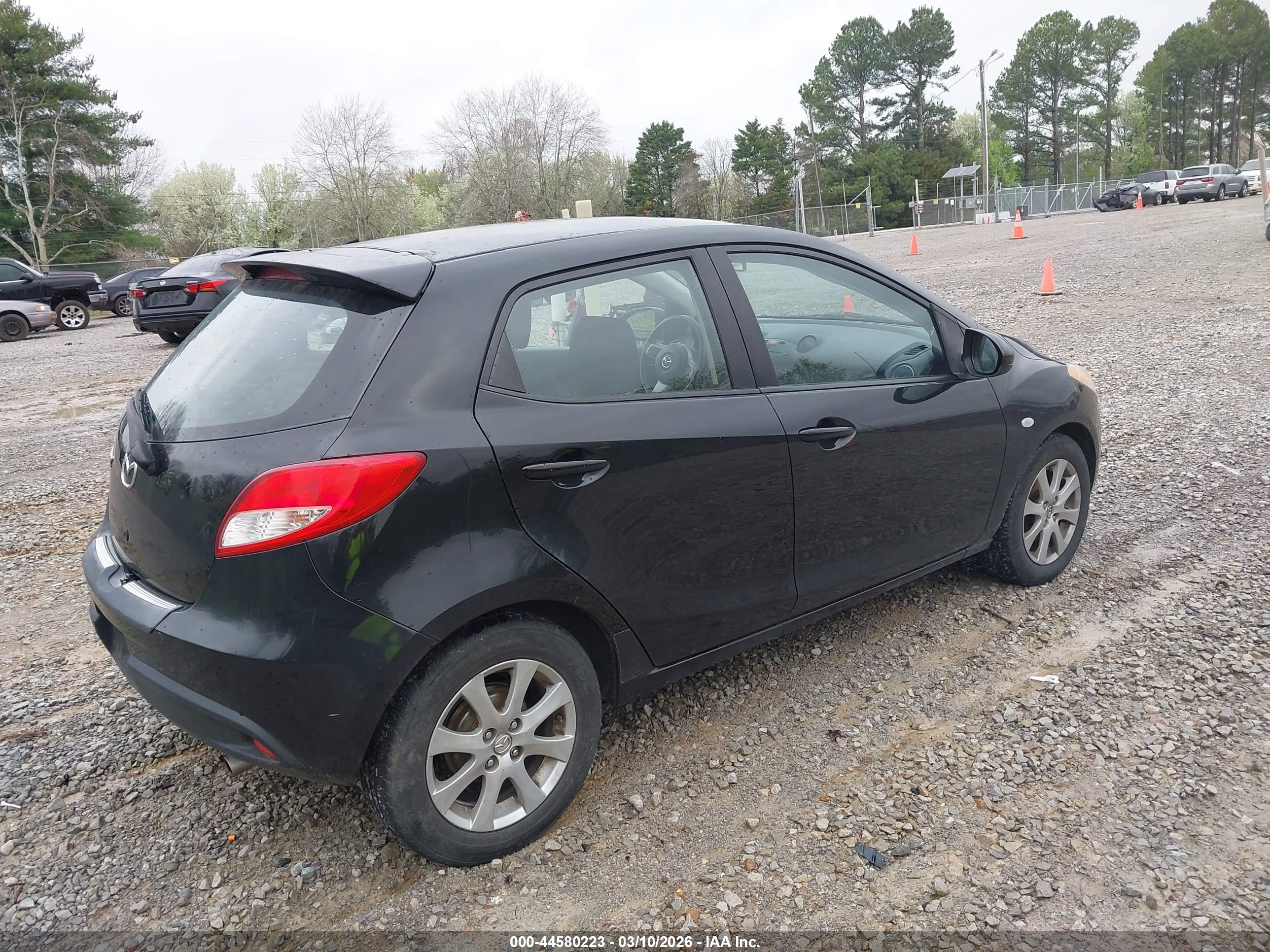 MAZDA MAZDA2 image 4