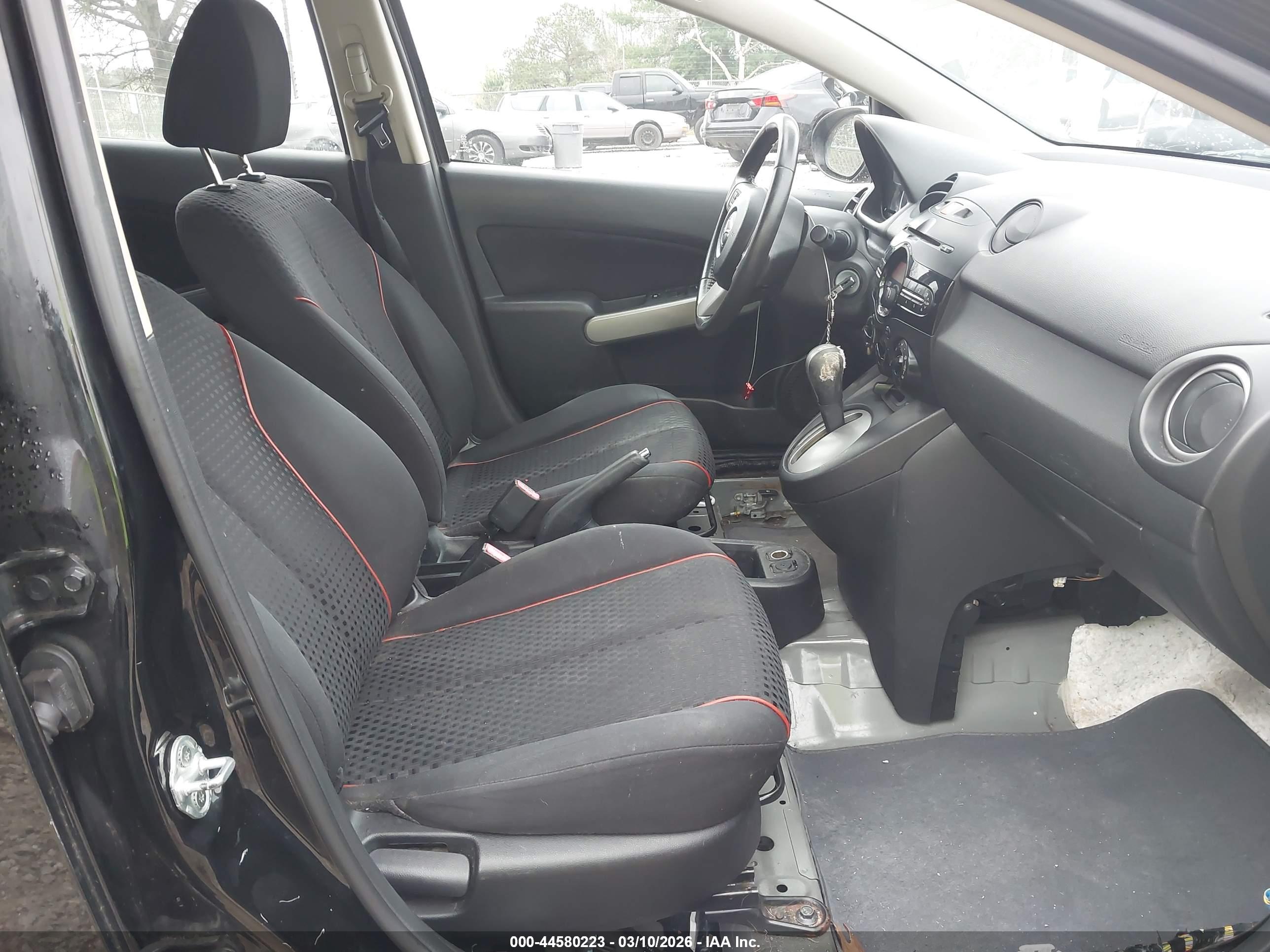 MAZDA MAZDA2 image 5