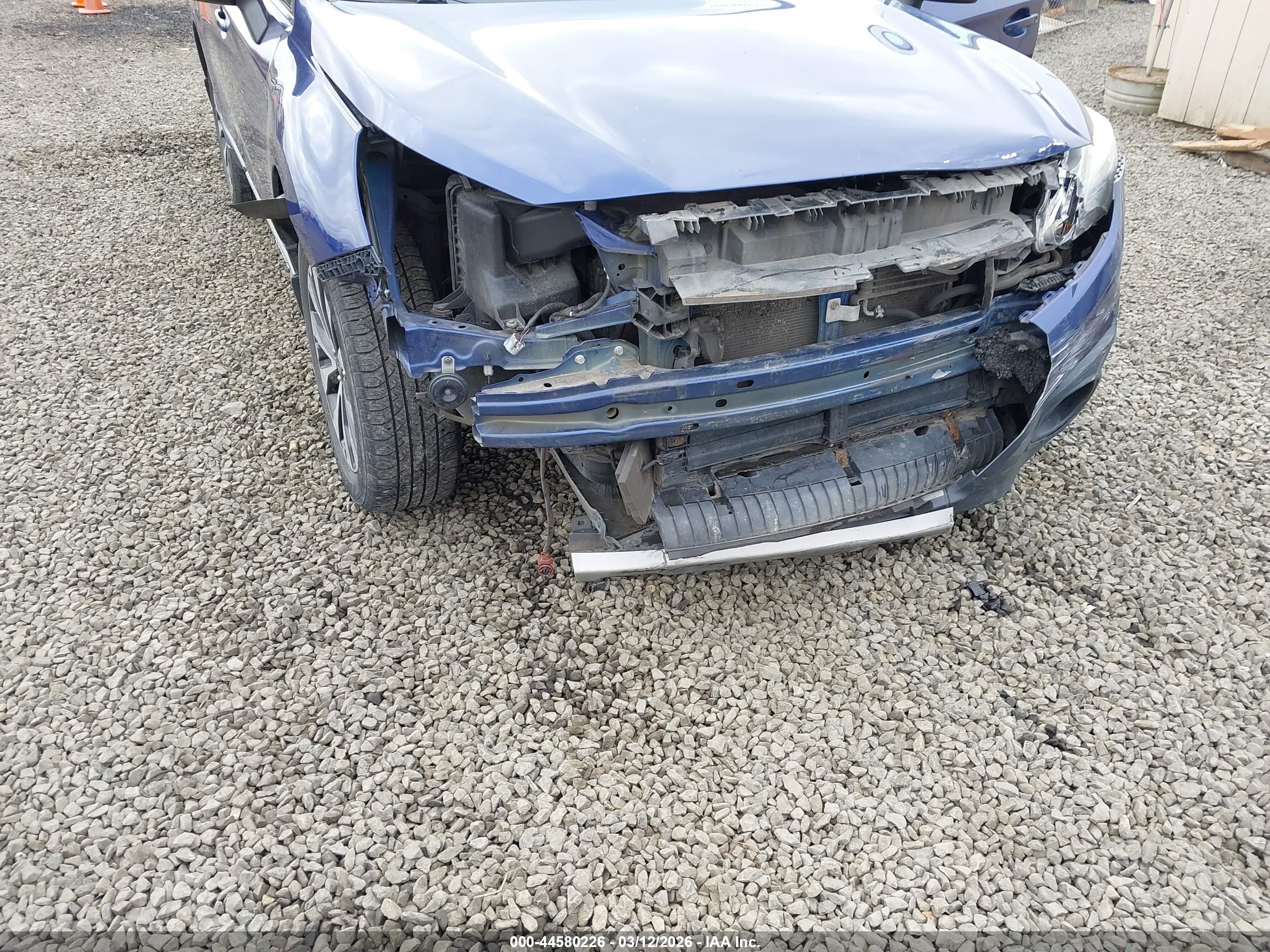 SUBARU OUTBACK image 6