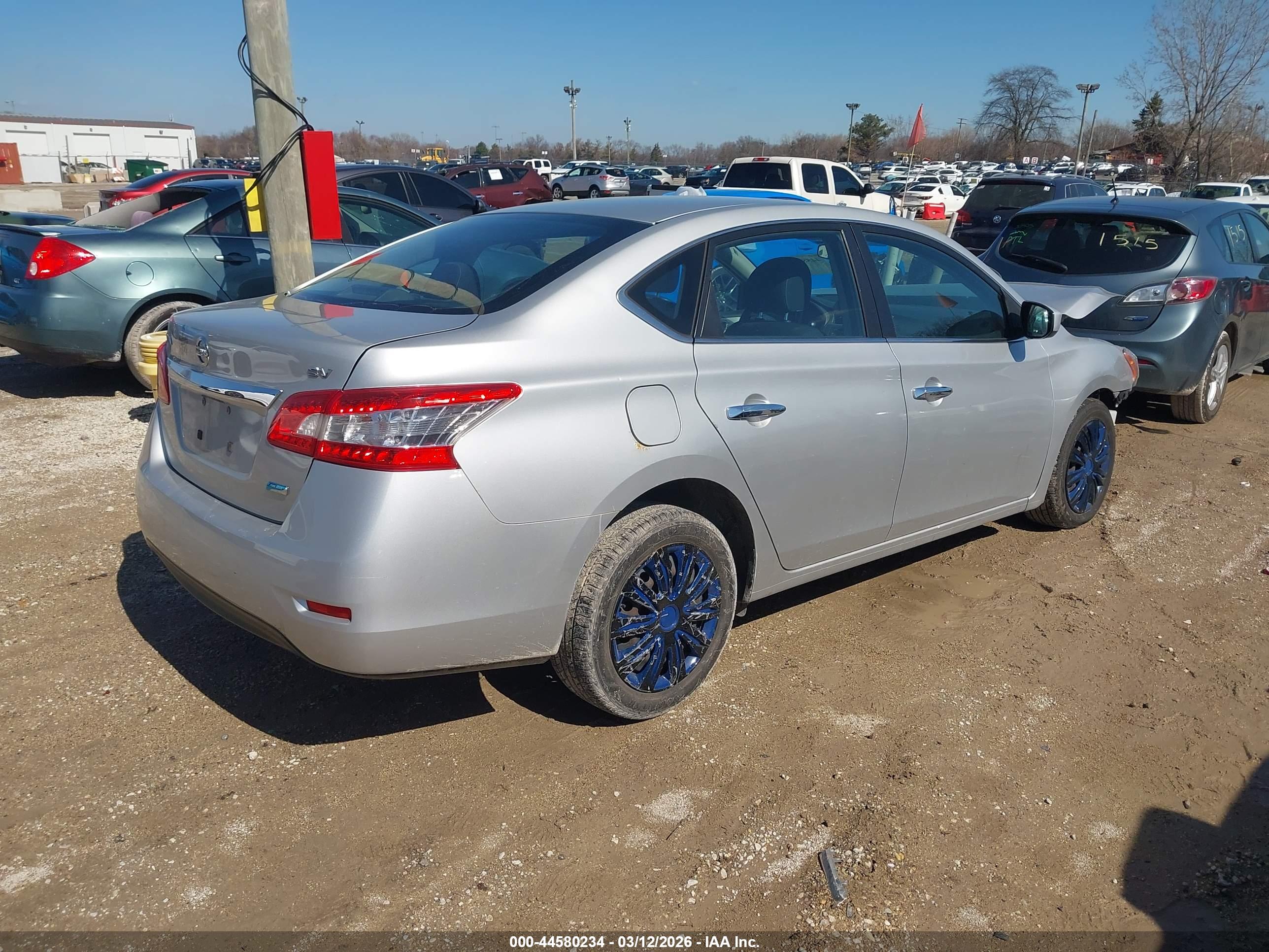 NISSAN SENTRA image 4