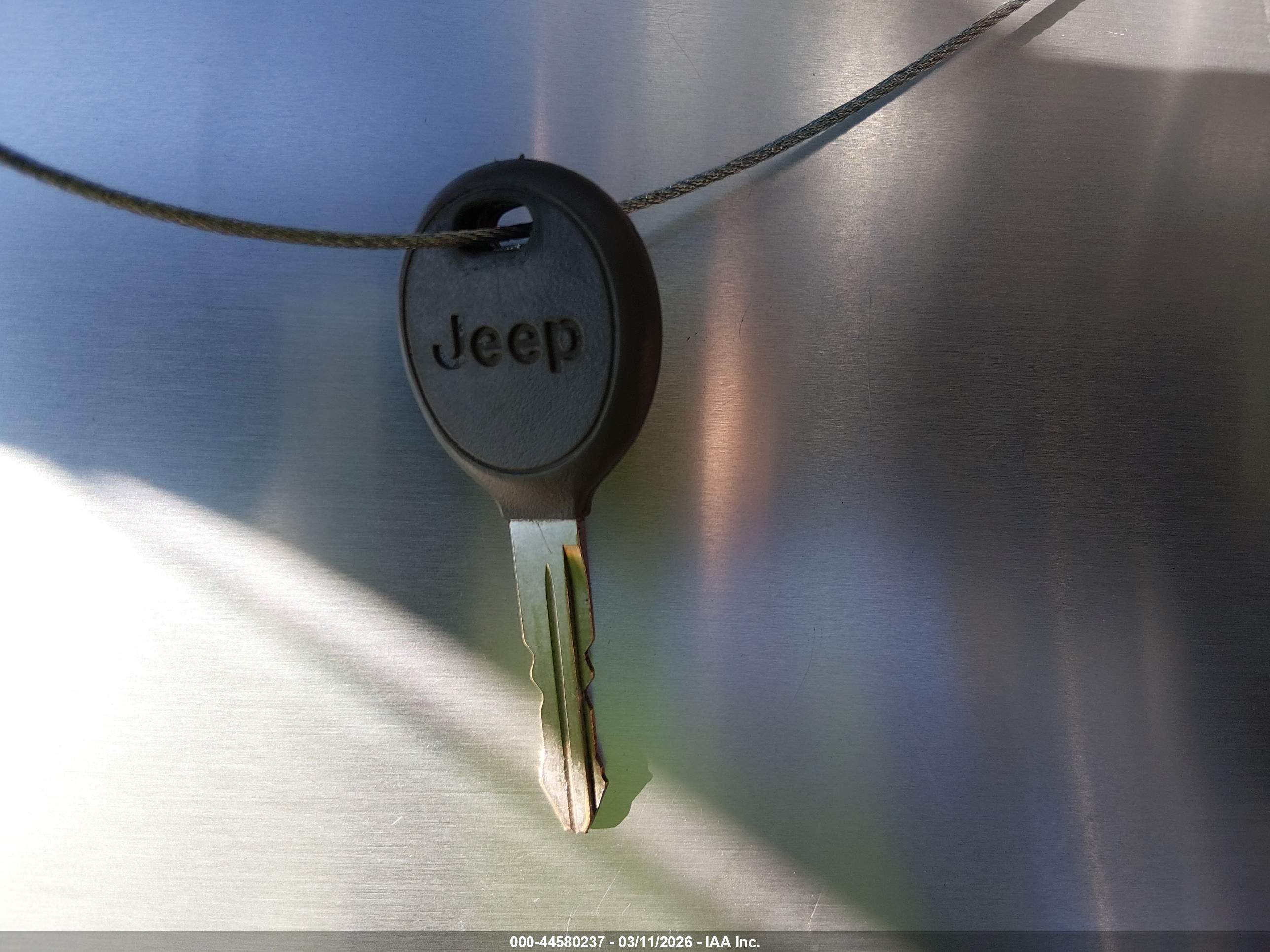 JEEP GRAND image 11