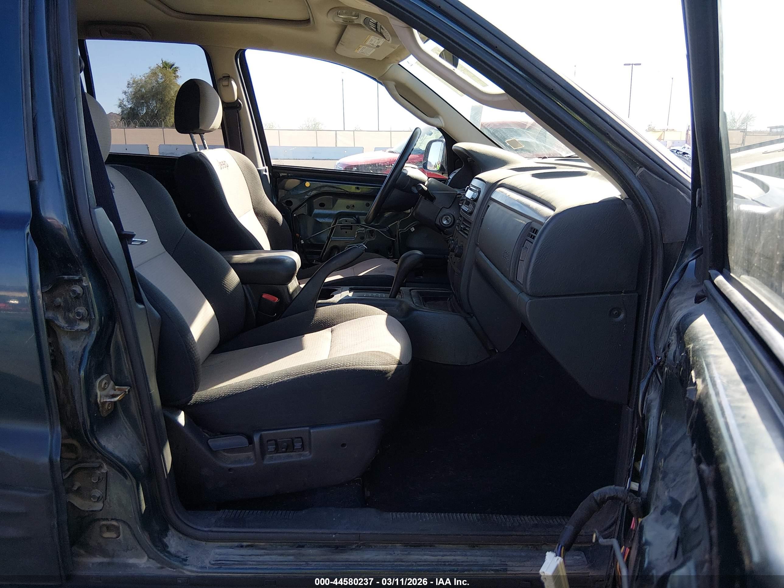 JEEP GRAND image 5