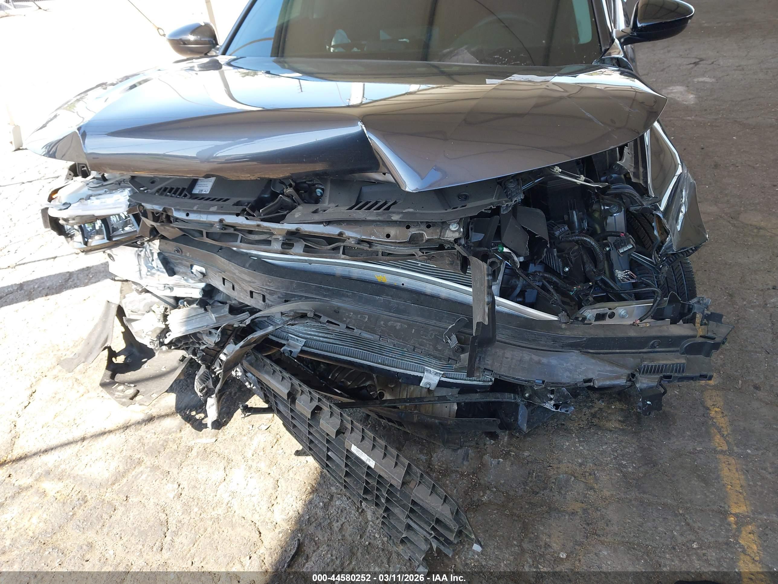 HONDA ACCORD image 6