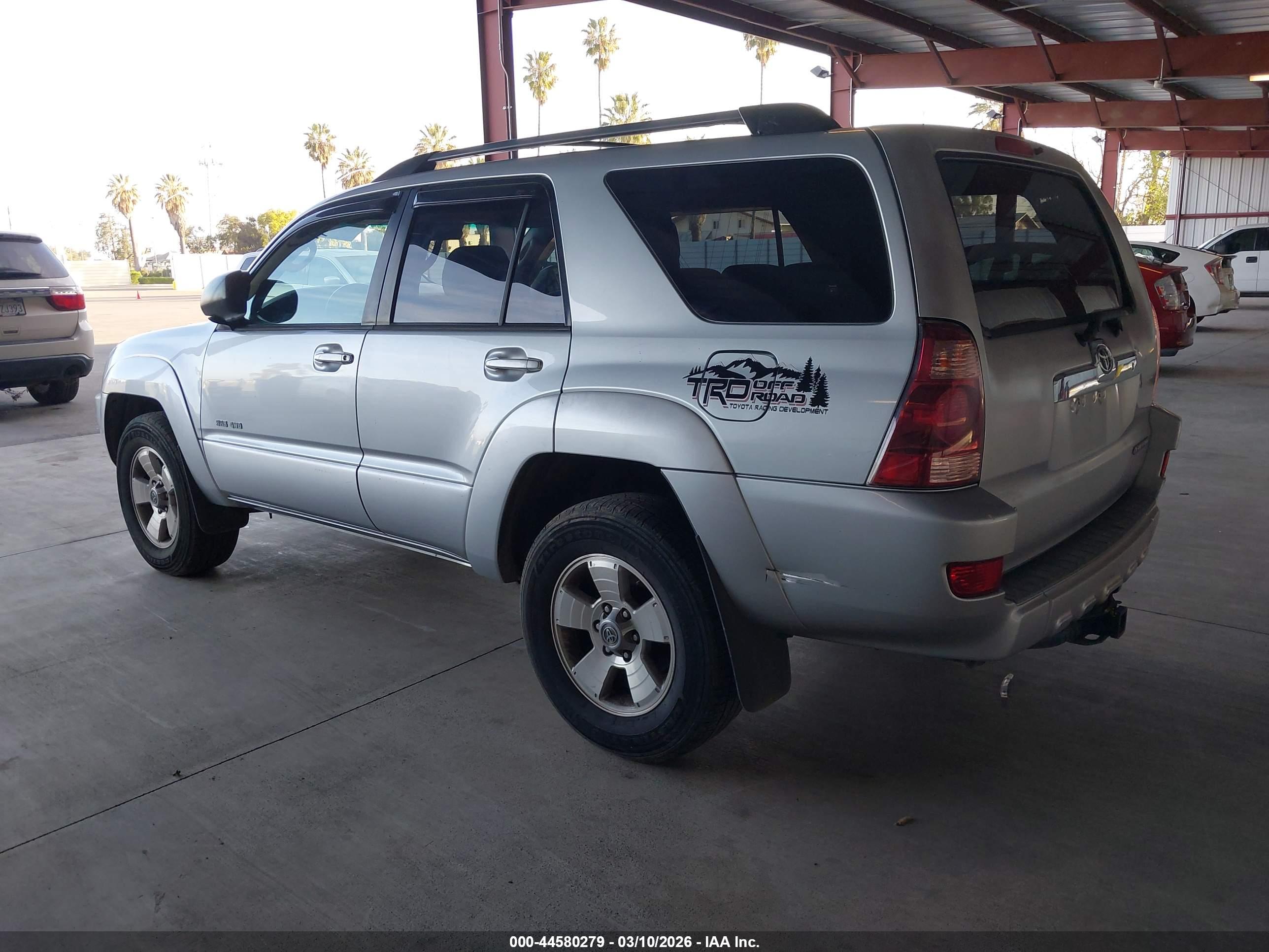 TOYOTA 4RUNNER image 3
