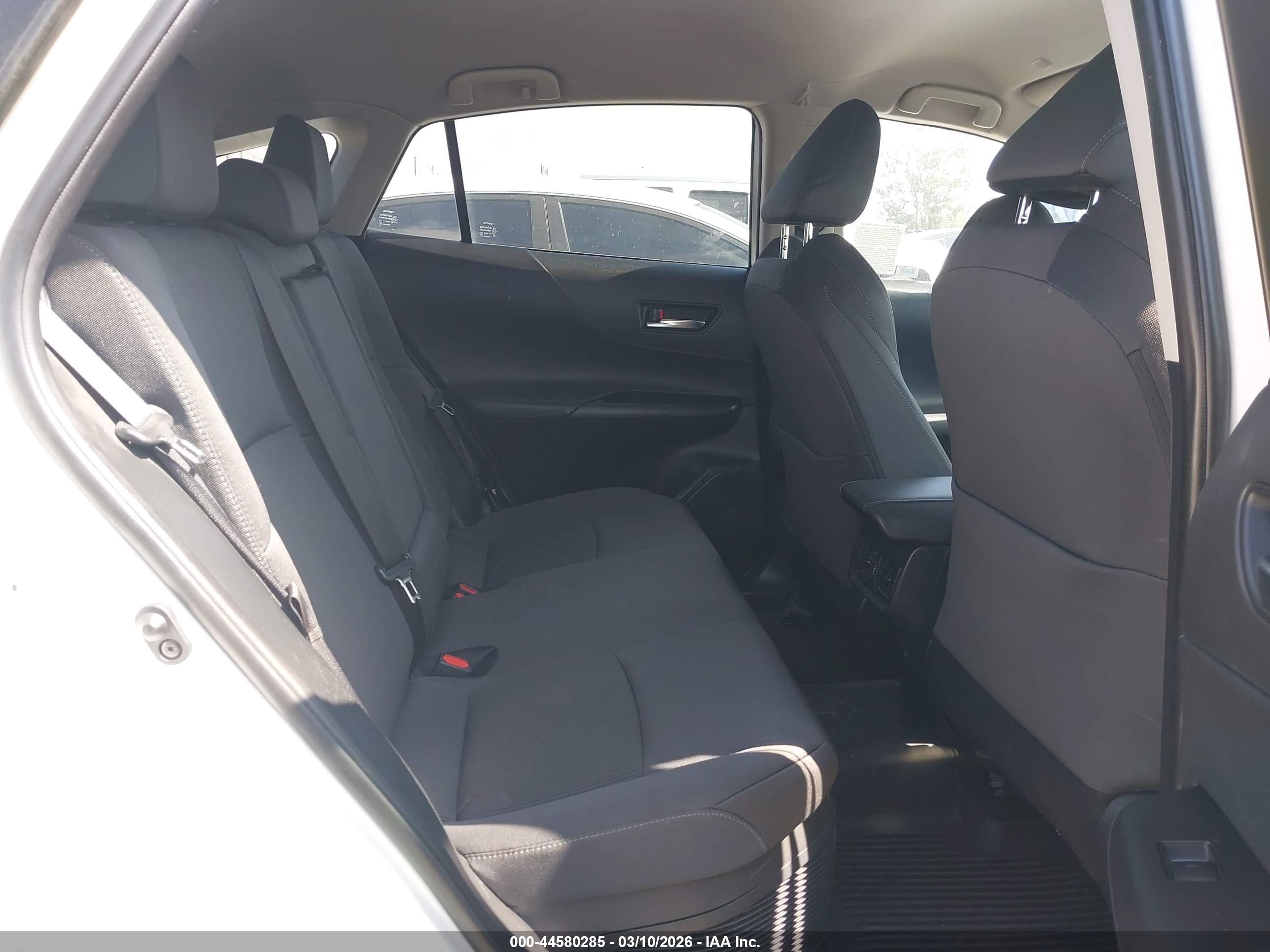 TOYOTA VENZA image 8