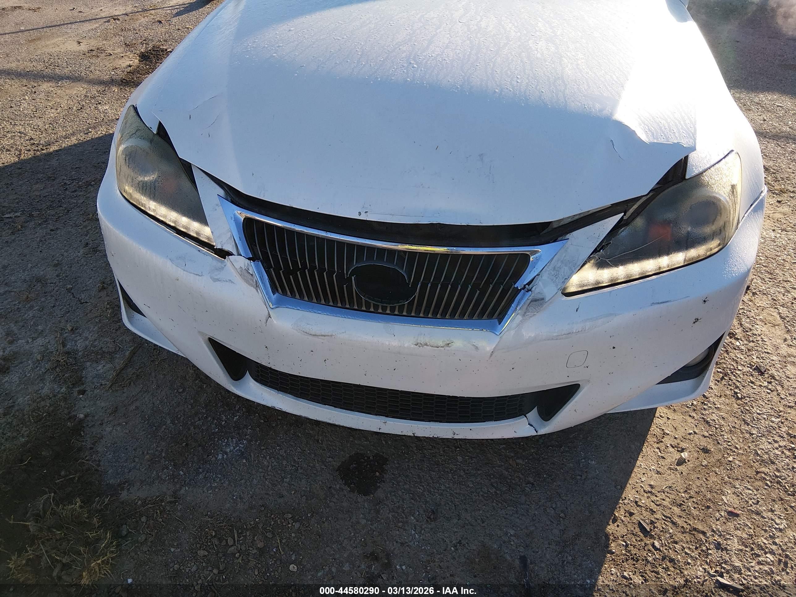 LEXUS IS image 6