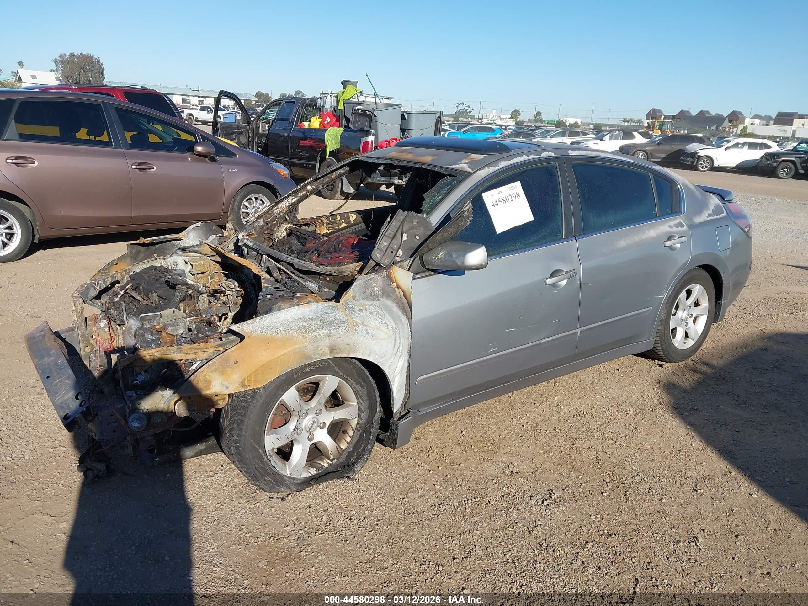 NISSAN ALTIMA image 2