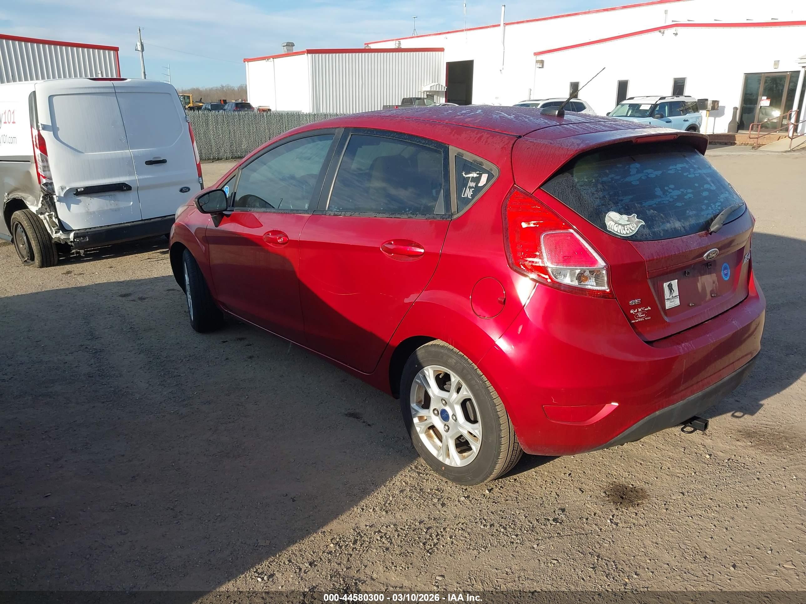 FORD FIESTA image 3