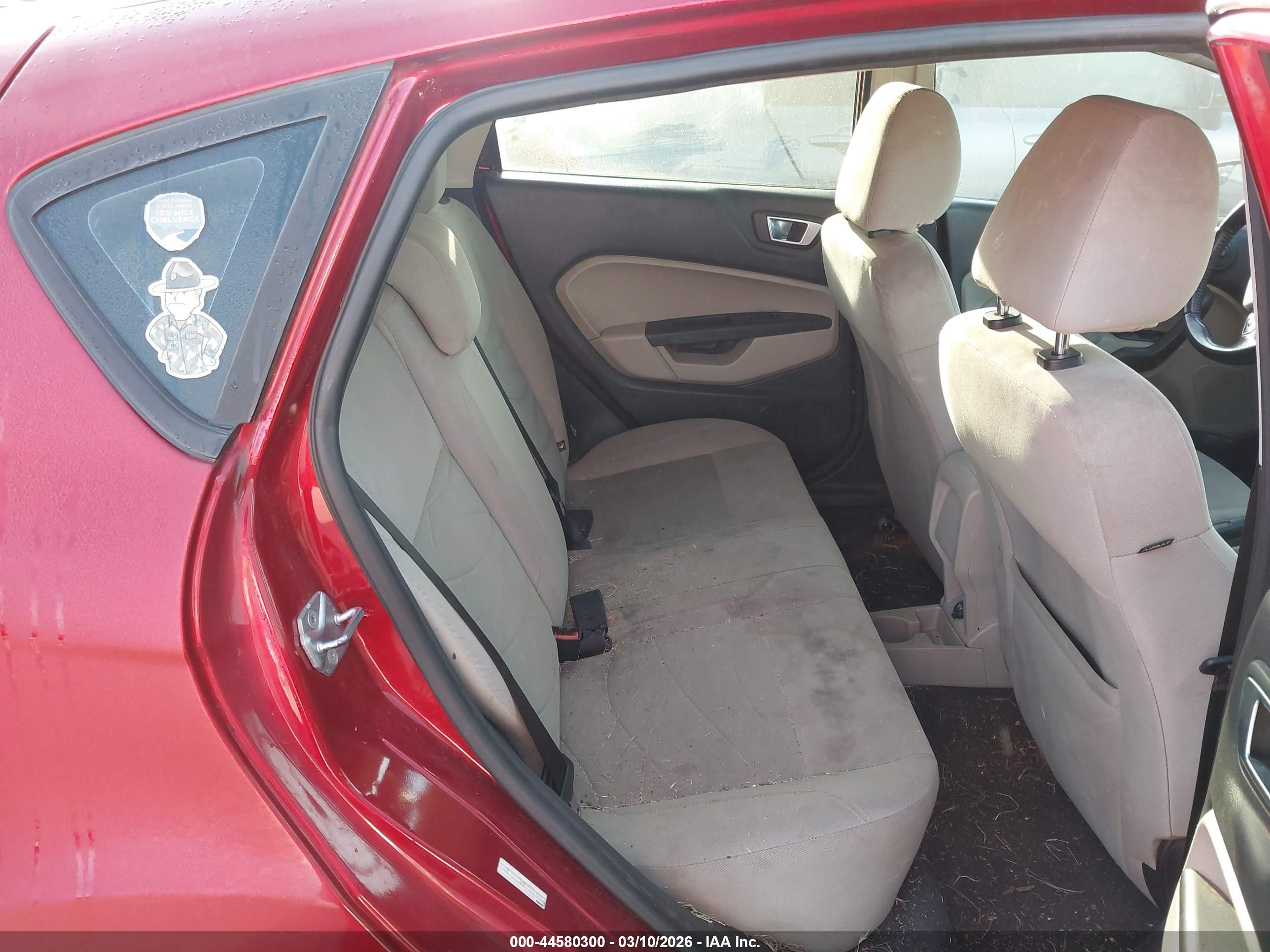 FORD FIESTA image 8