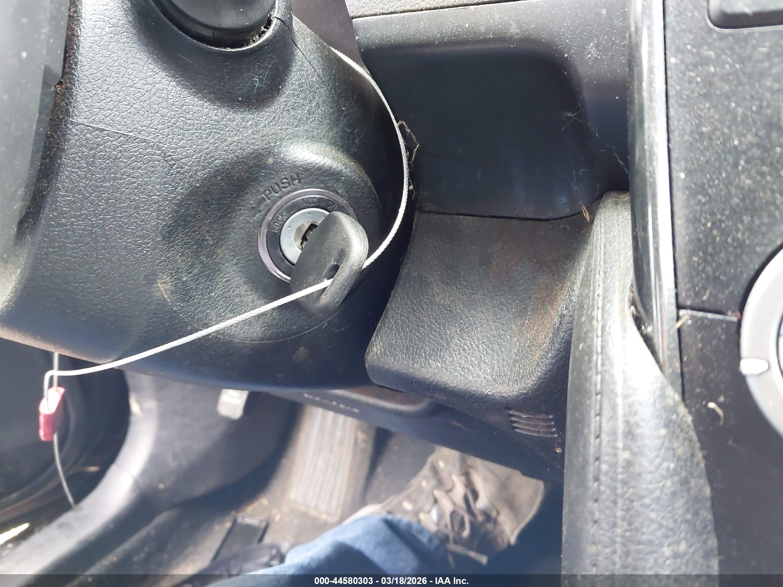 TOYOTA CAMRY image 11