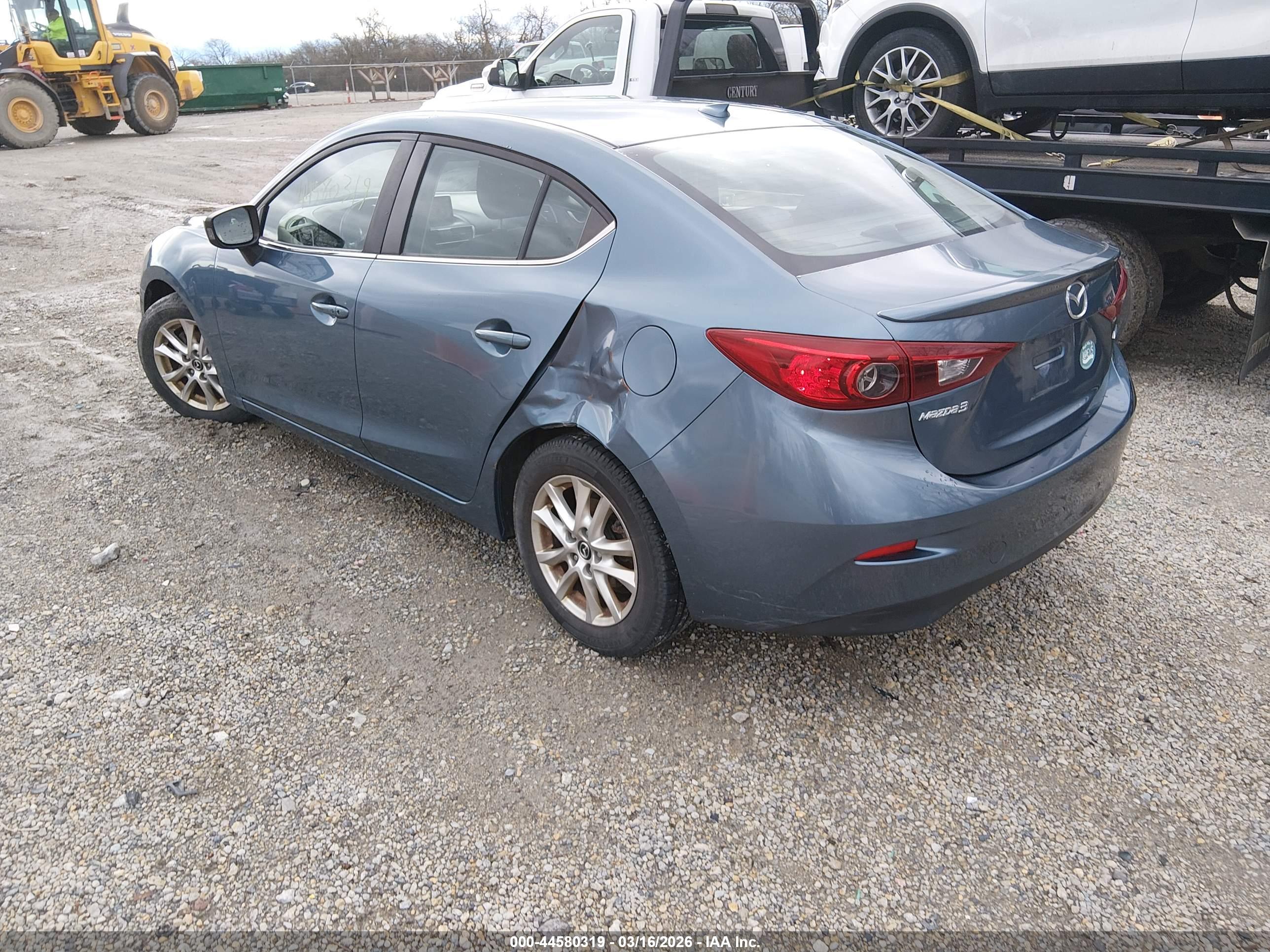 MAZDA MAZDA3 image 3