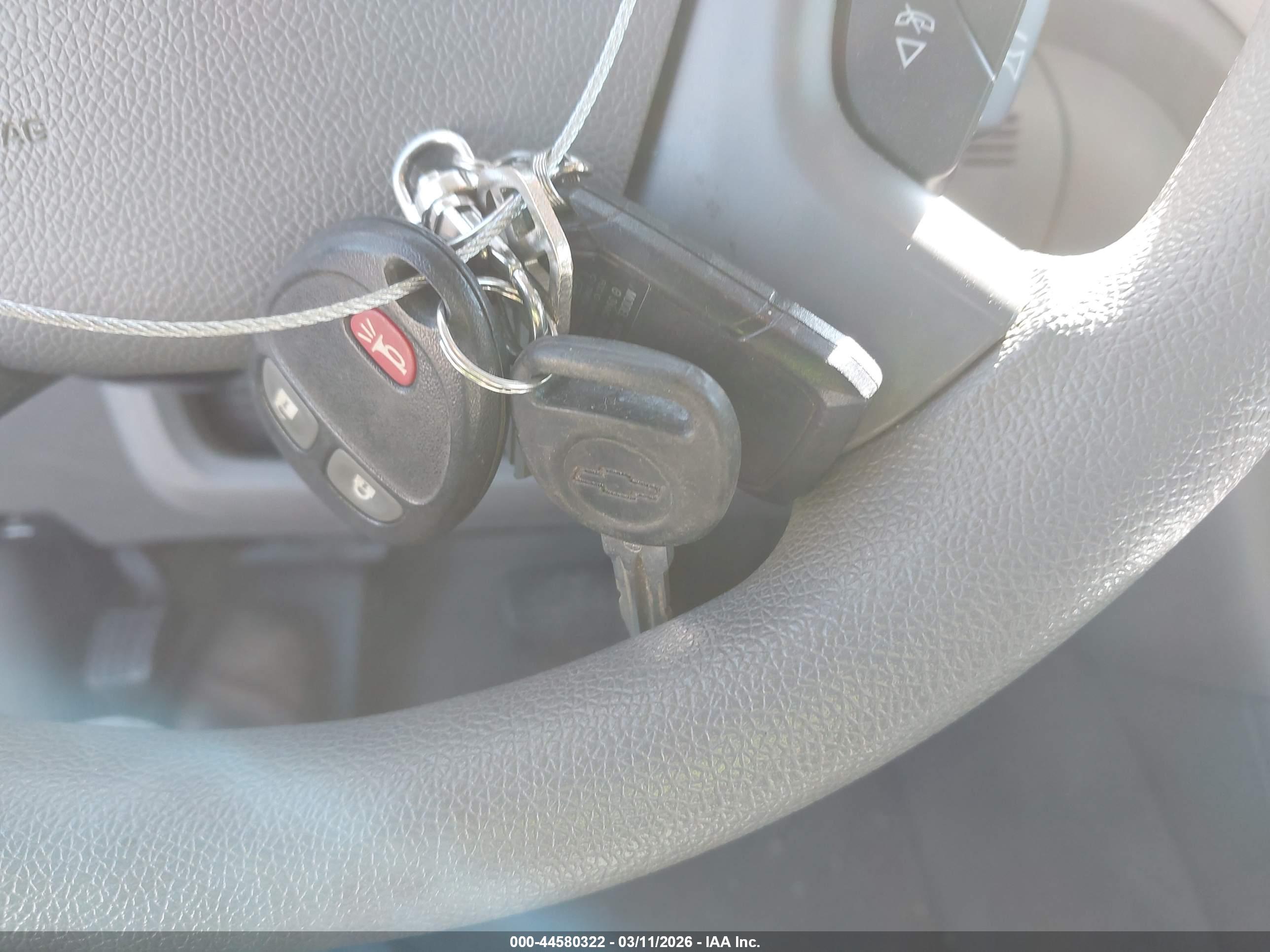 CHEVROLET TRAVERSE image 11