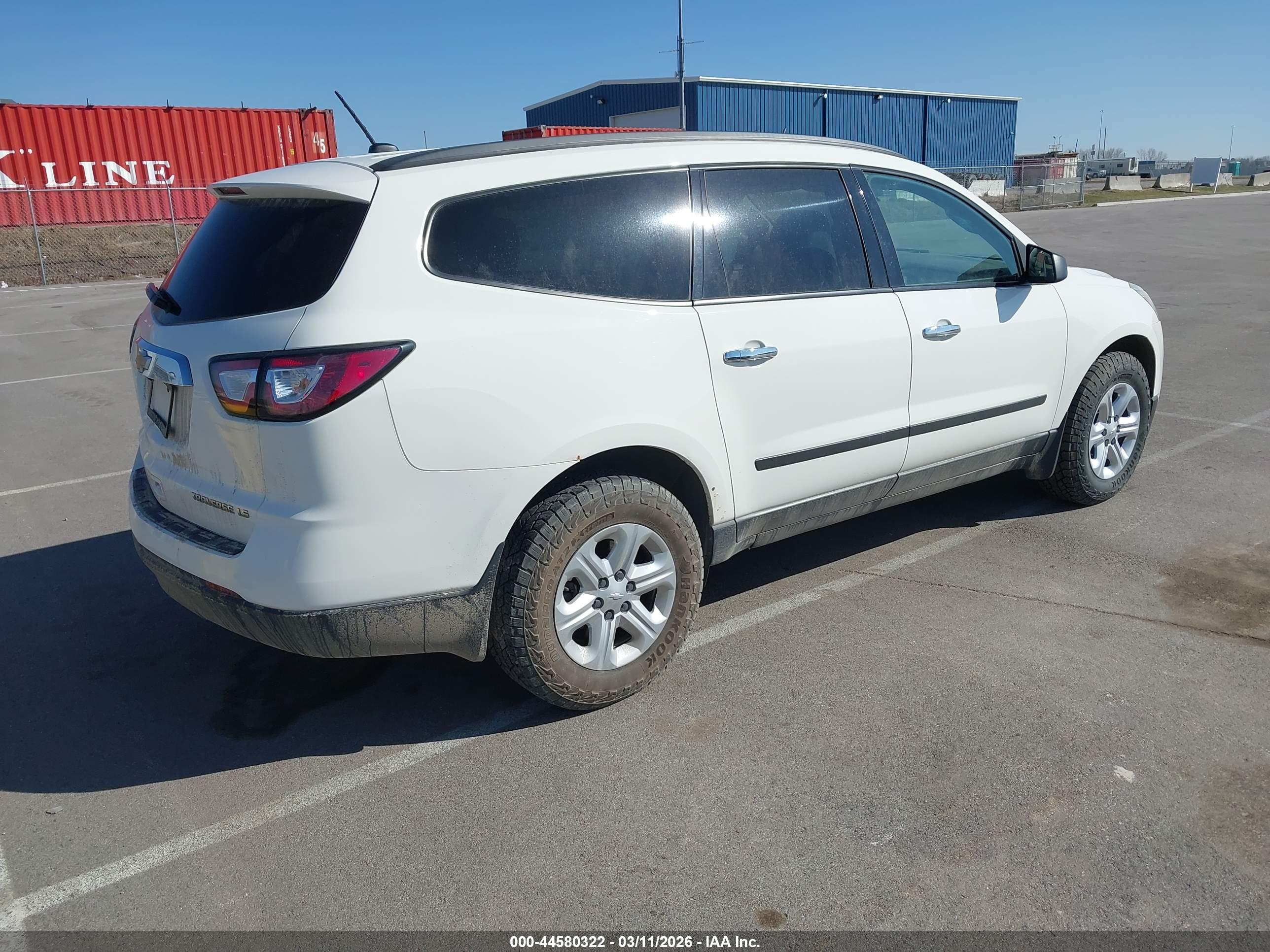 CHEVROLET TRAVERSE image 4