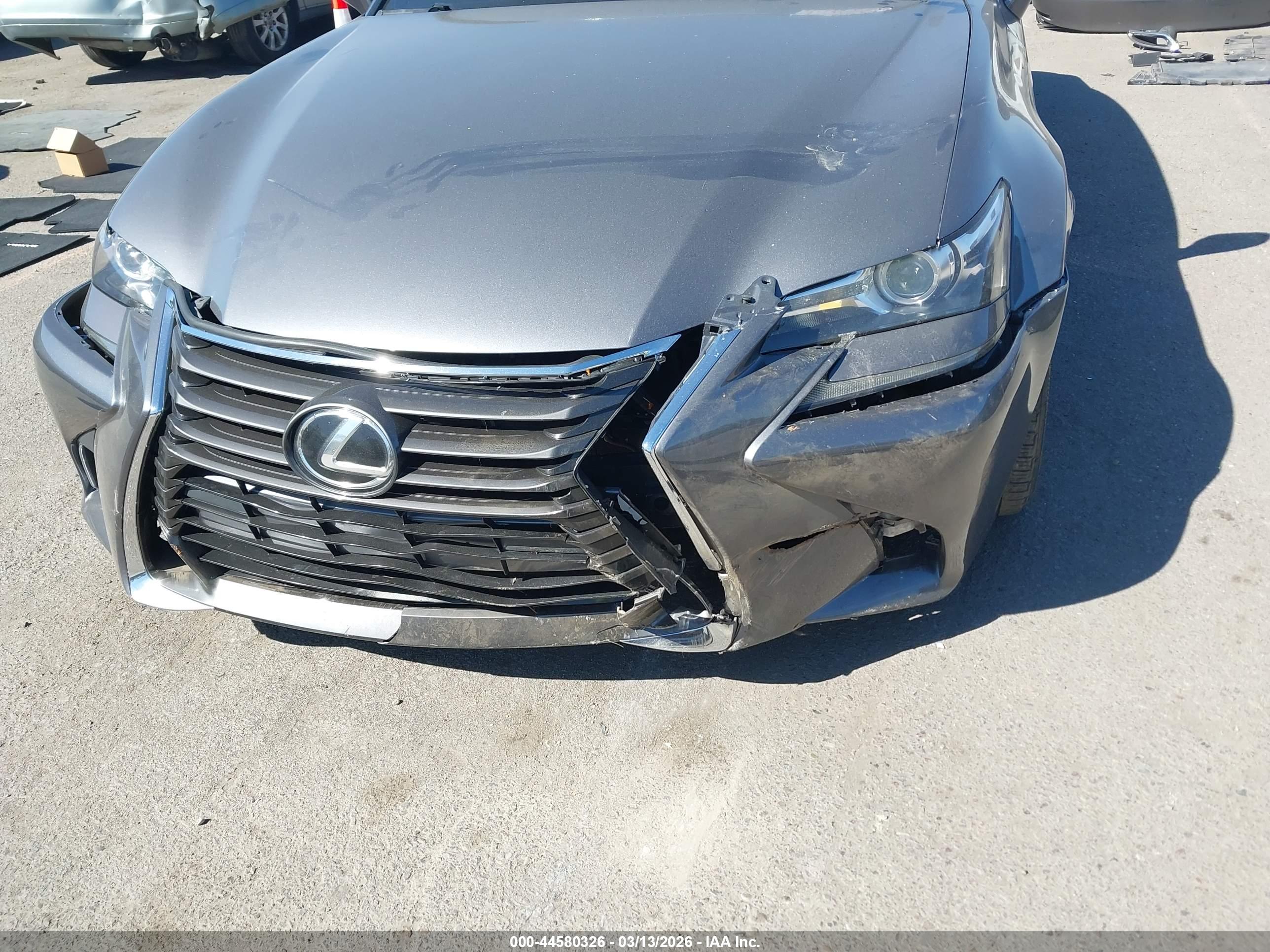 LEXUS GS image 6