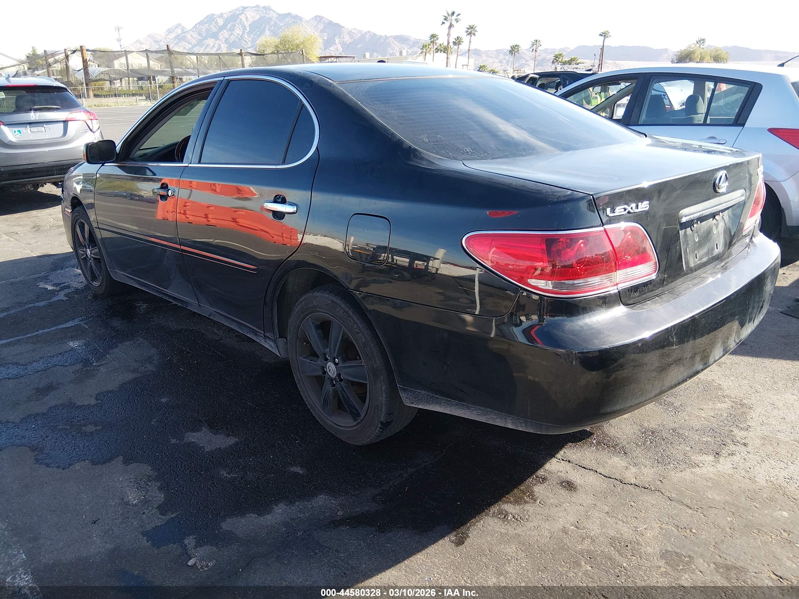 LEXUS ES image 3