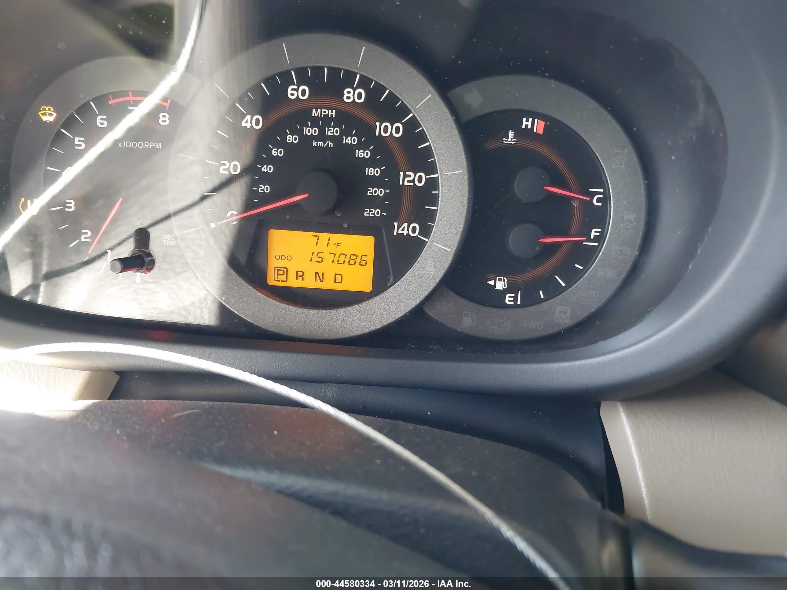TOYOTA RAV4 image 7