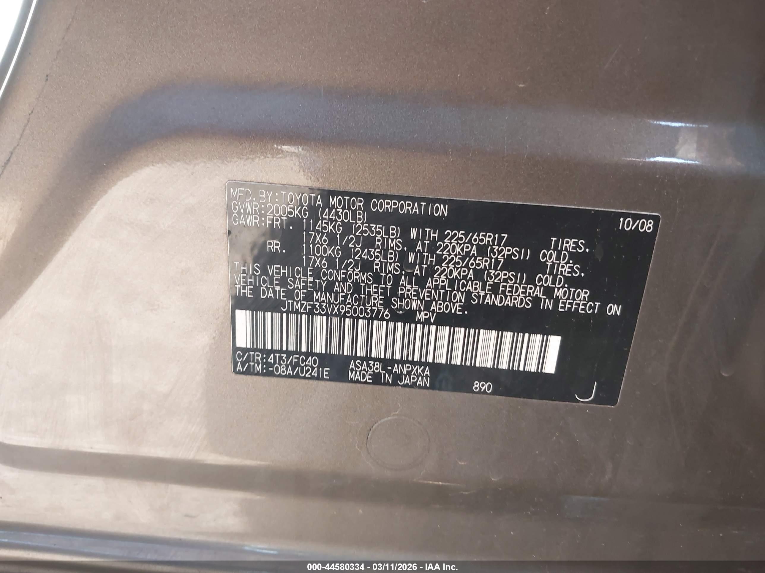 TOYOTA RAV4 image 9