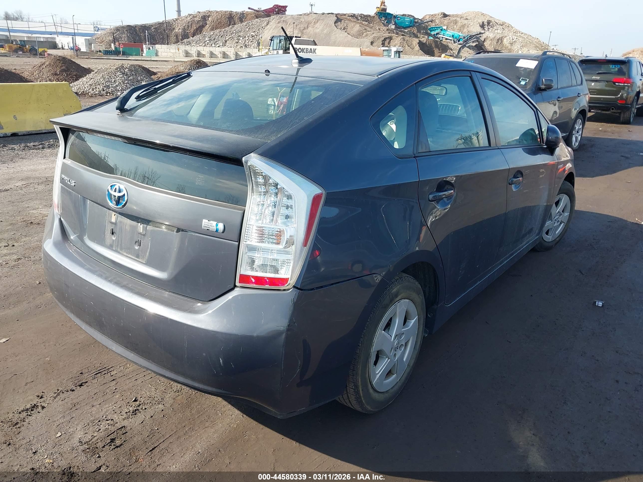 TOYOTA PRIUS image 6