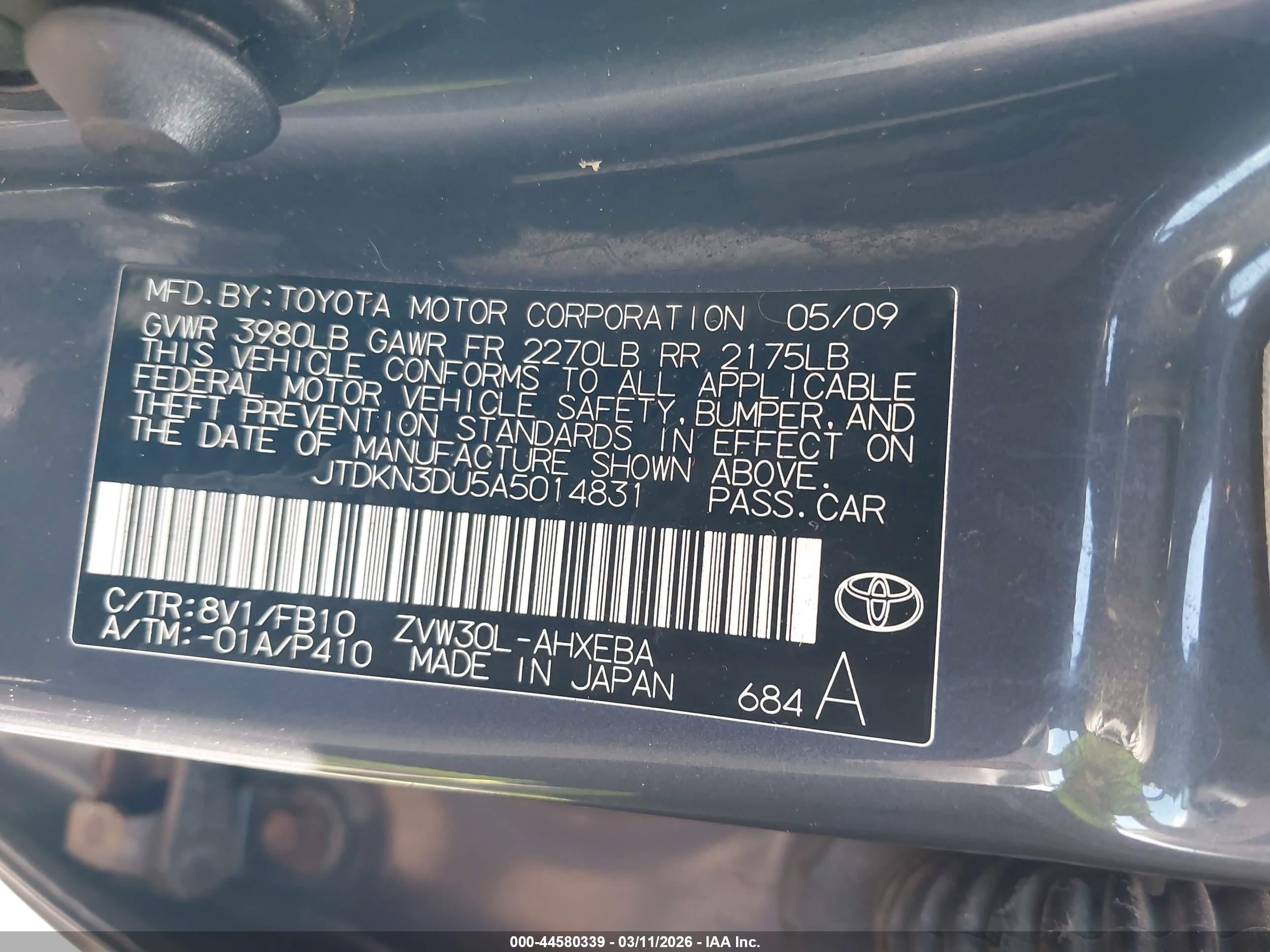 TOYOTA PRIUS image 9
