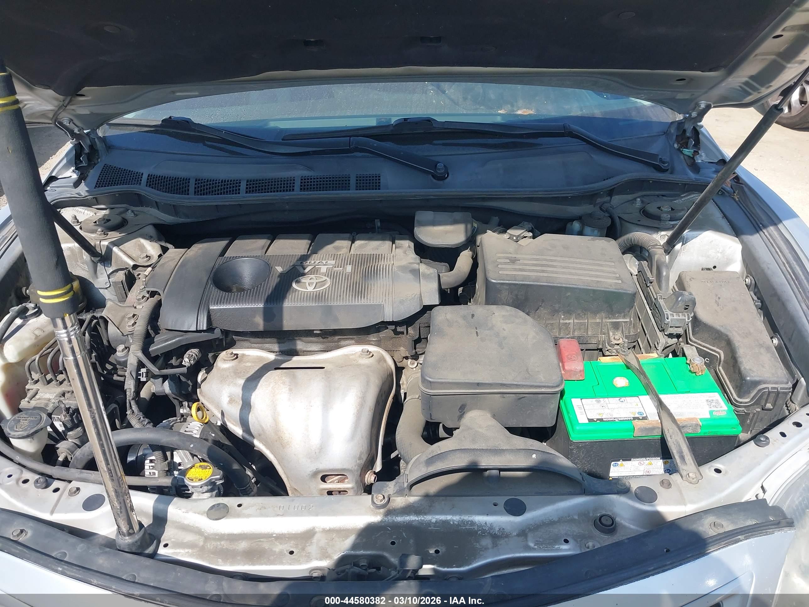 TOYOTA CAMRY image 10